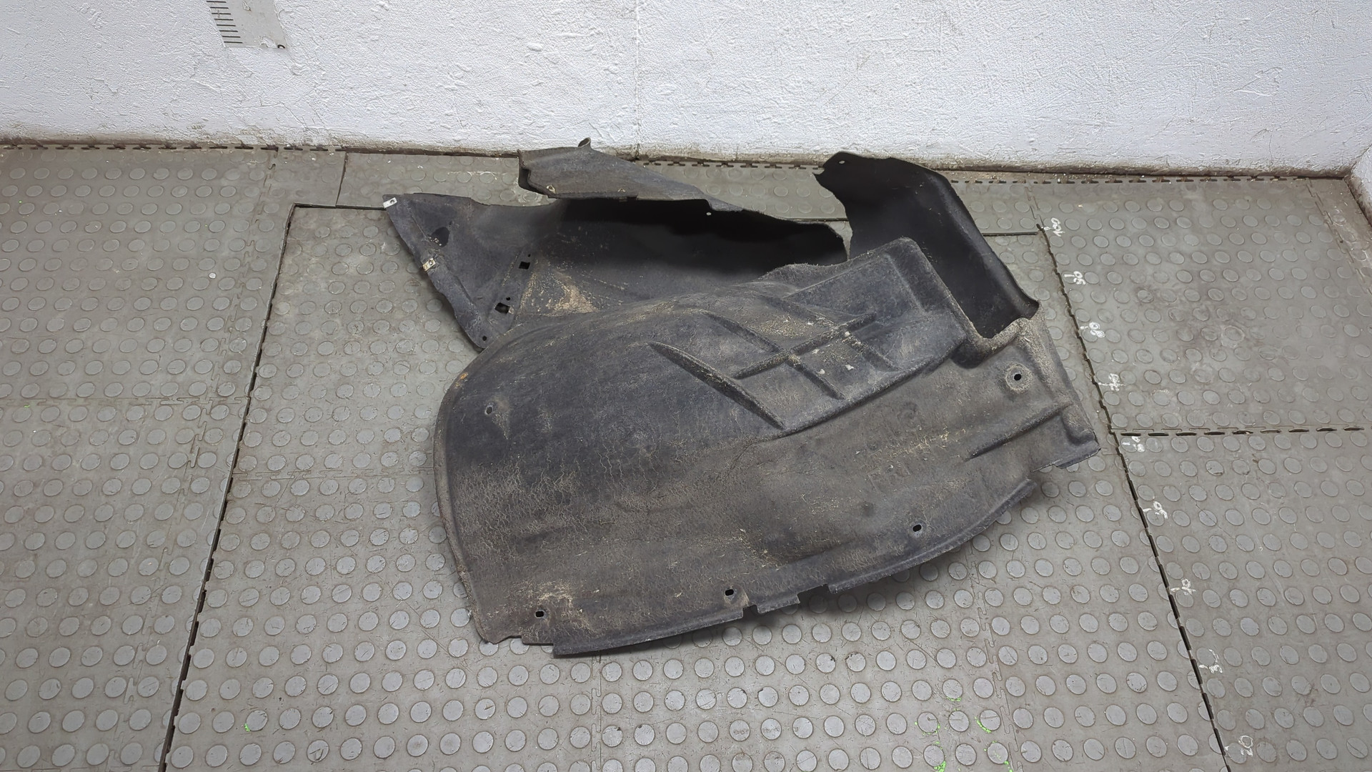 Локер передний правый