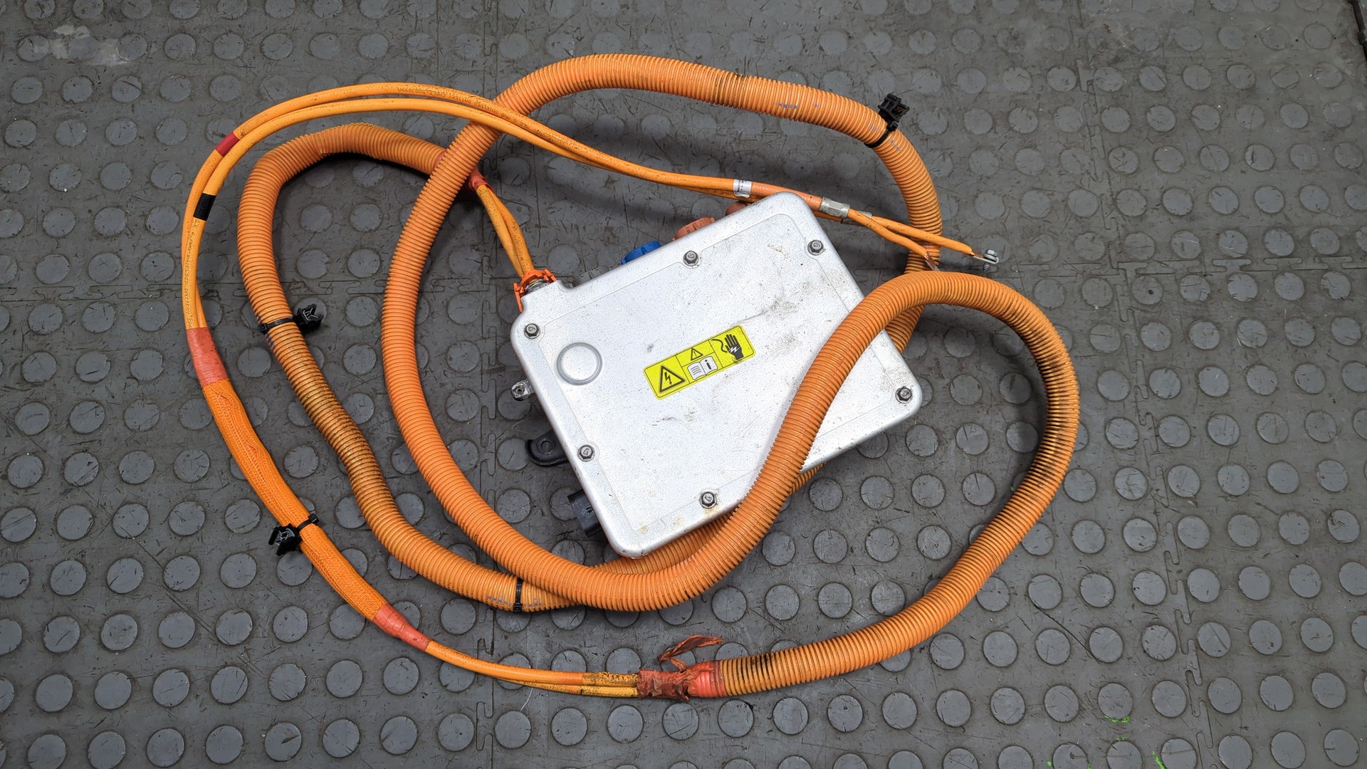 Провод высокого напряжения