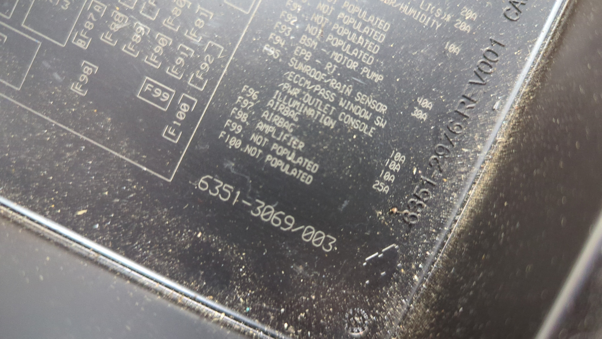 Корпус блока предохранителей