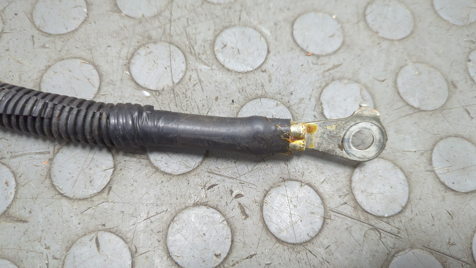 Провод высокого напряжения