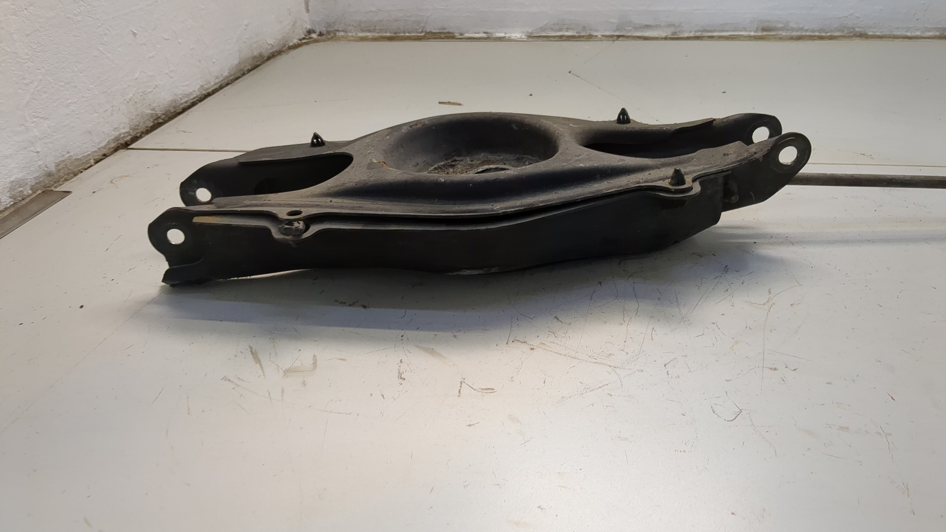 Рычаг задний