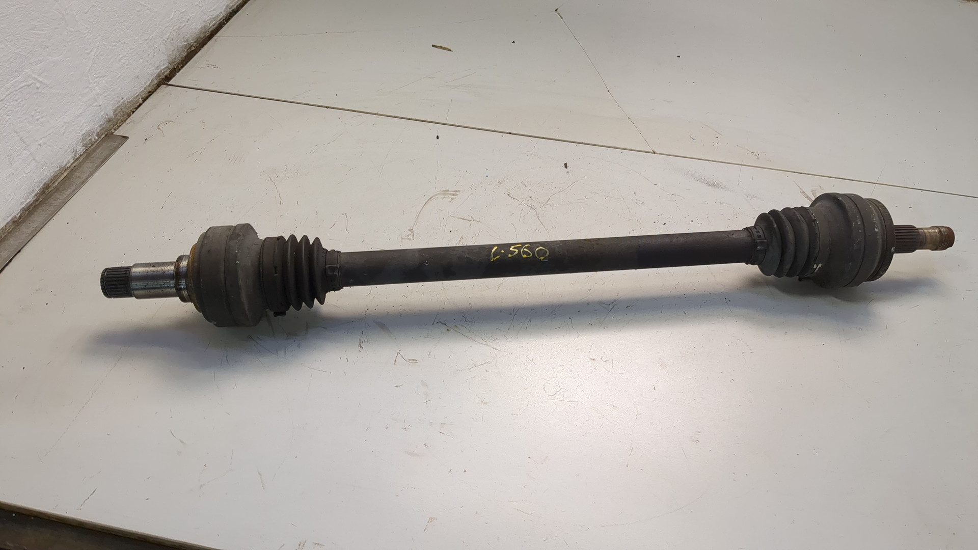 Полуось задняя