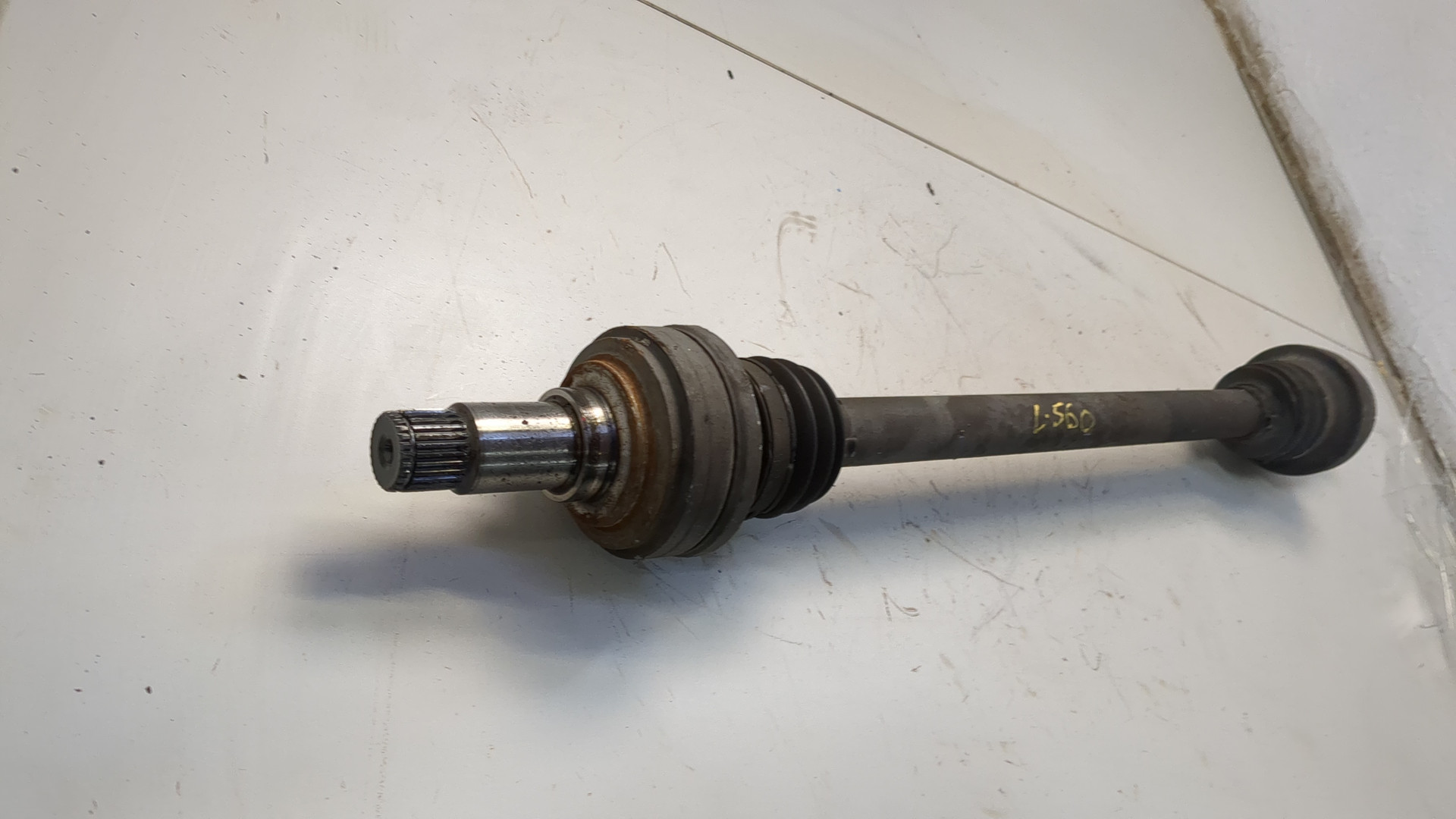 Полуось задняя