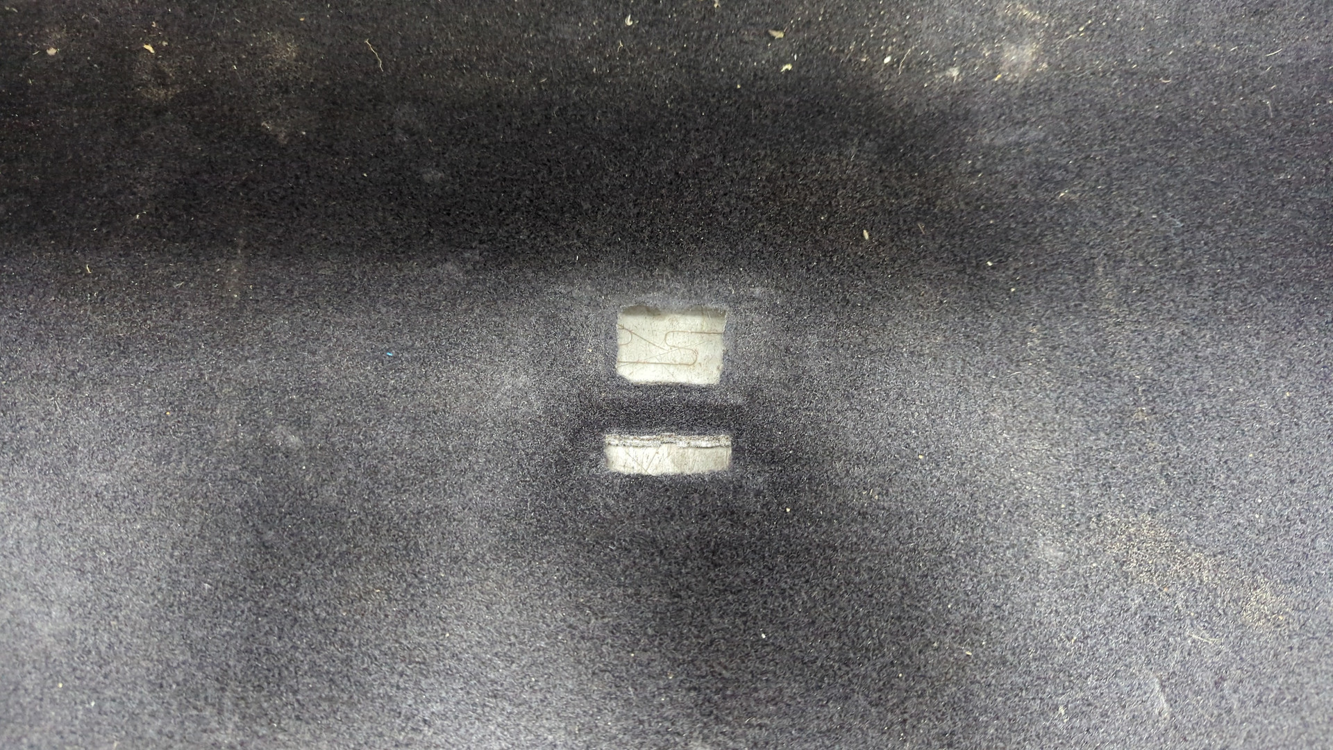 Обшивка багажника