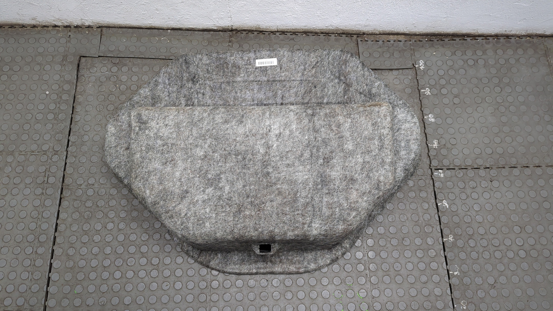 Обшивка багажника