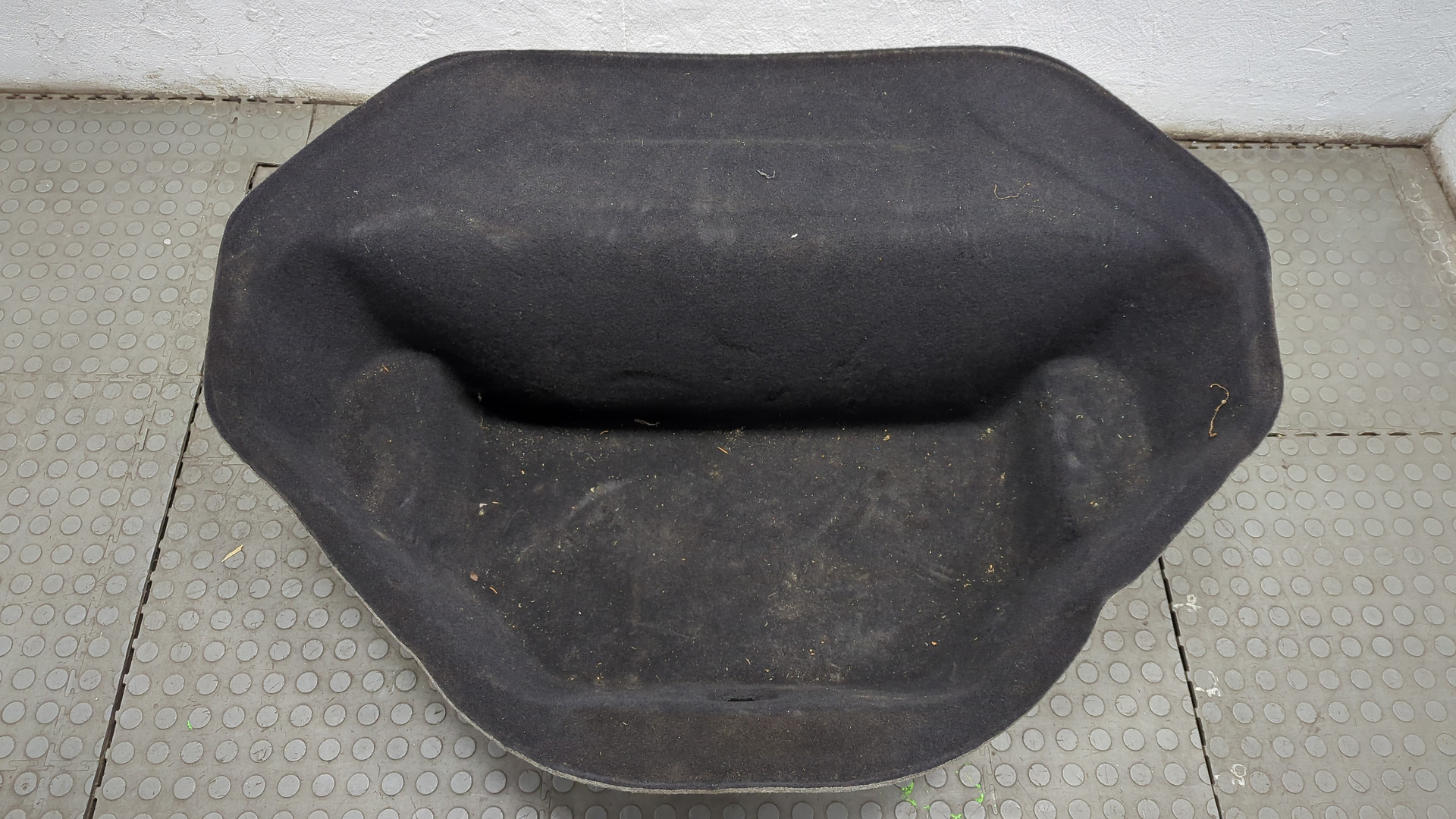 Обшивка багажника