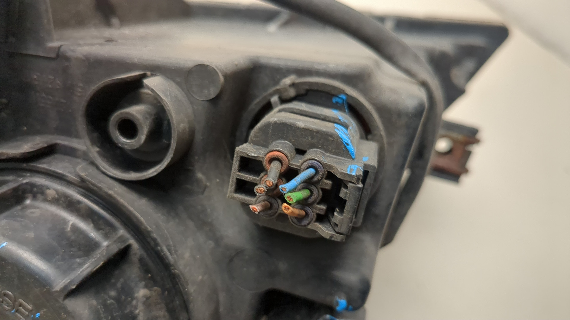 Фара правая