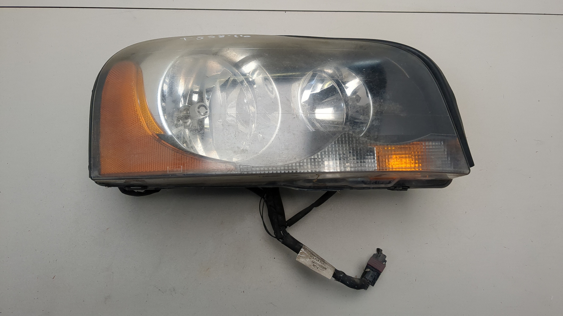 Фара правая