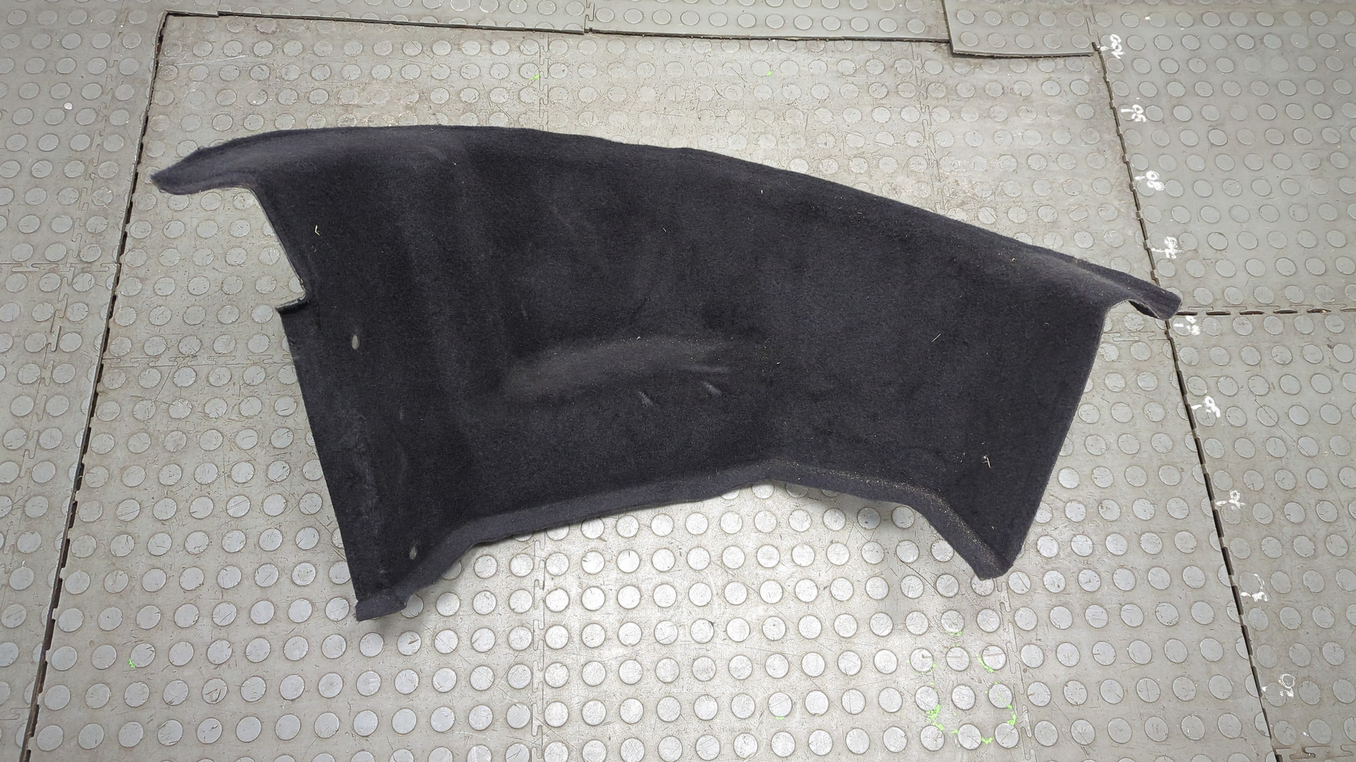 Обшивка багажника