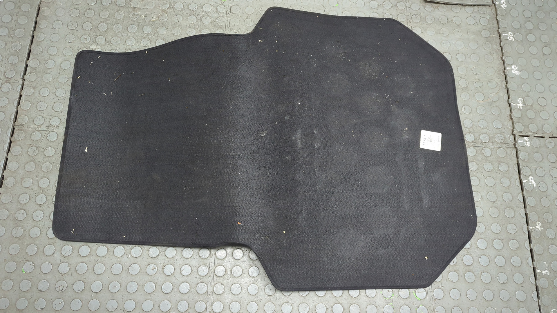 Обшивка багажника