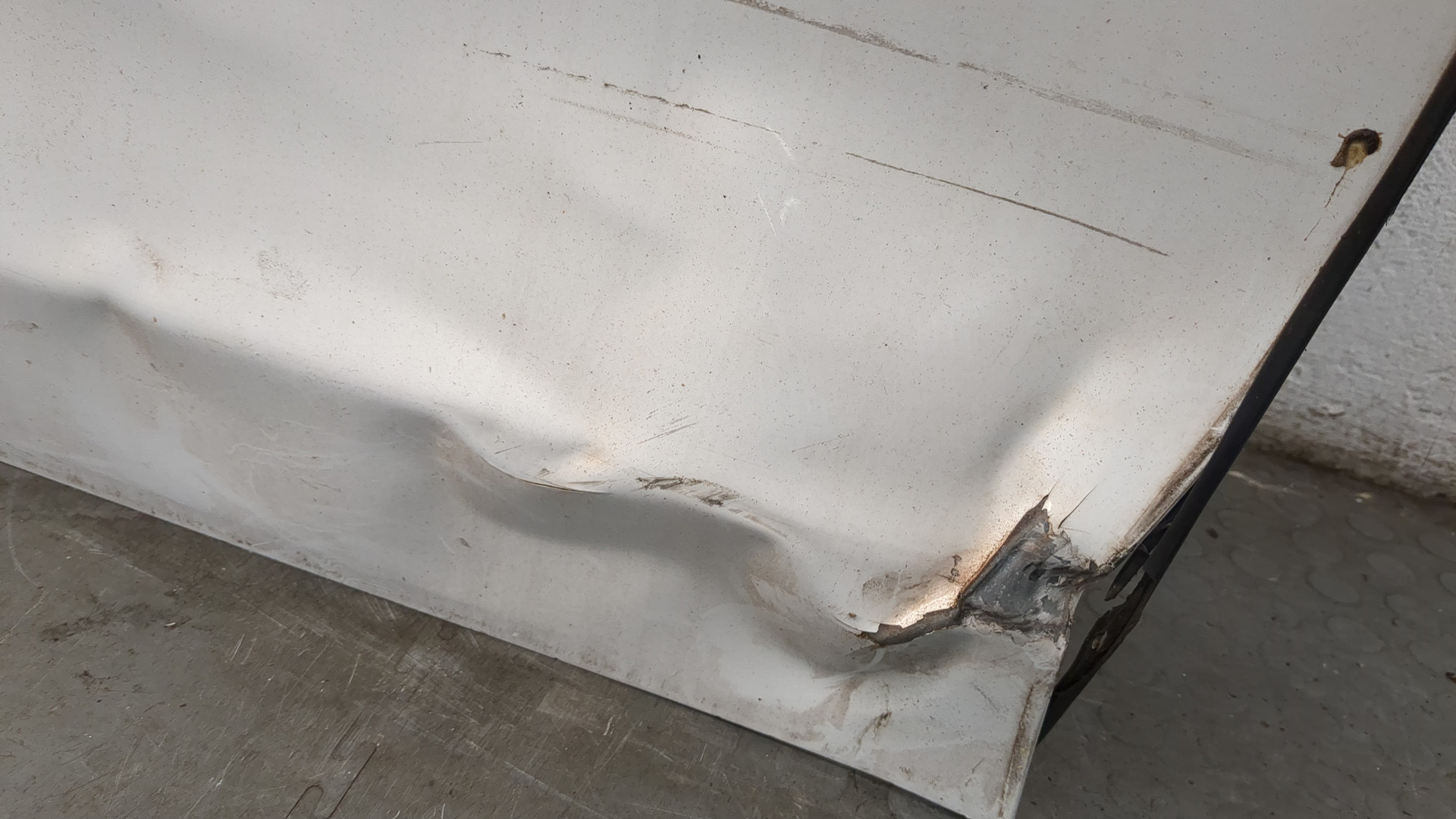 Дверь передняя левая