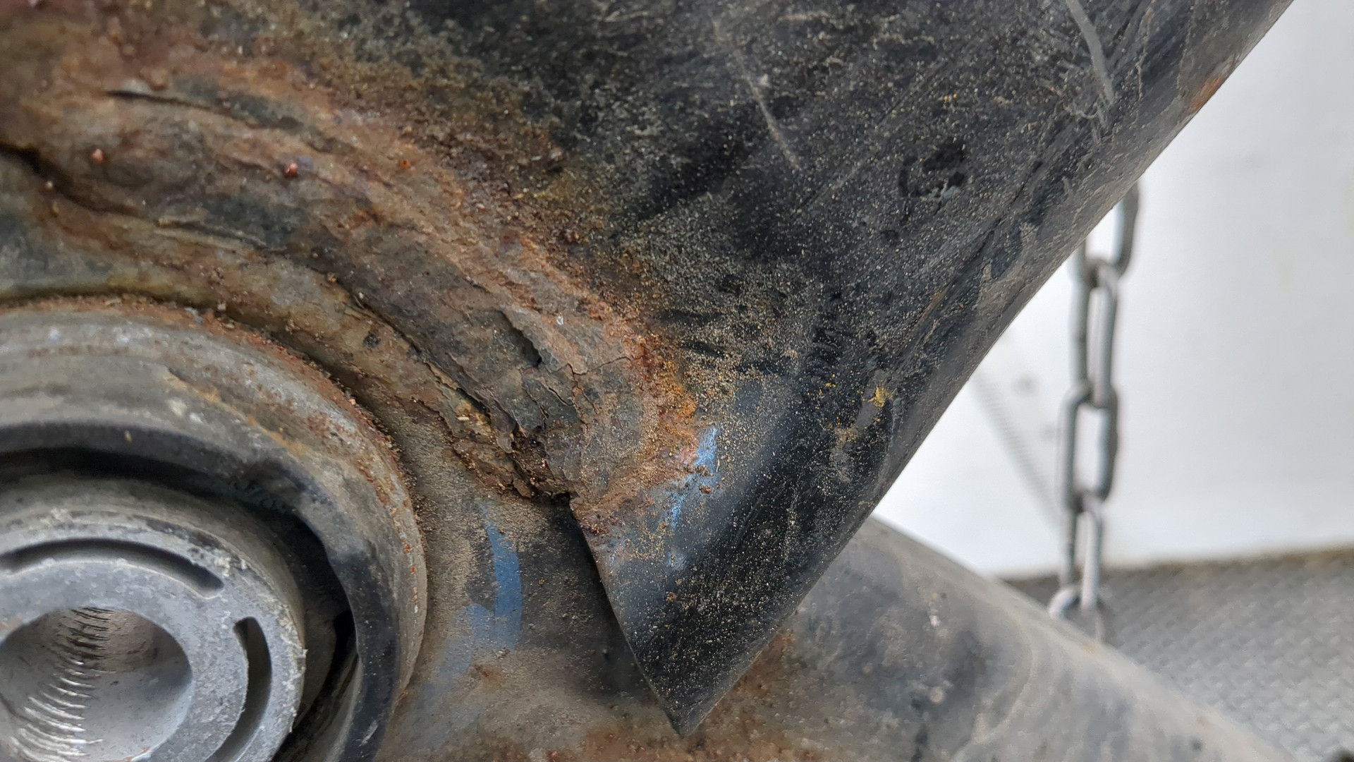 Балка подмоторная