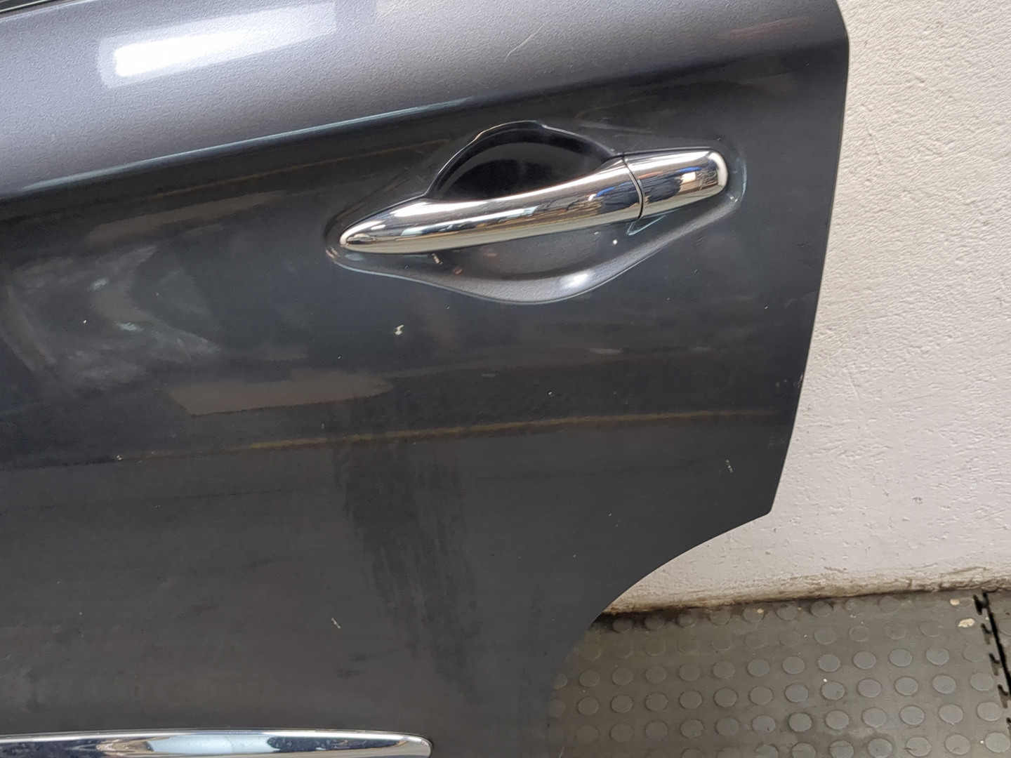 Дверь задняя левая