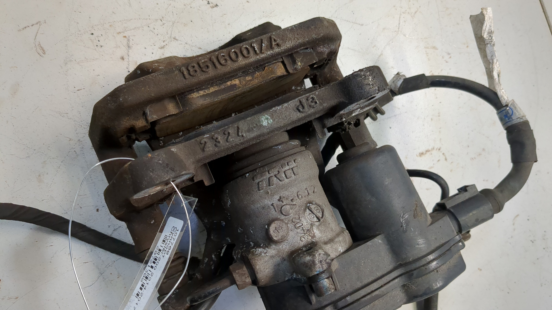 Суппорт задний правый