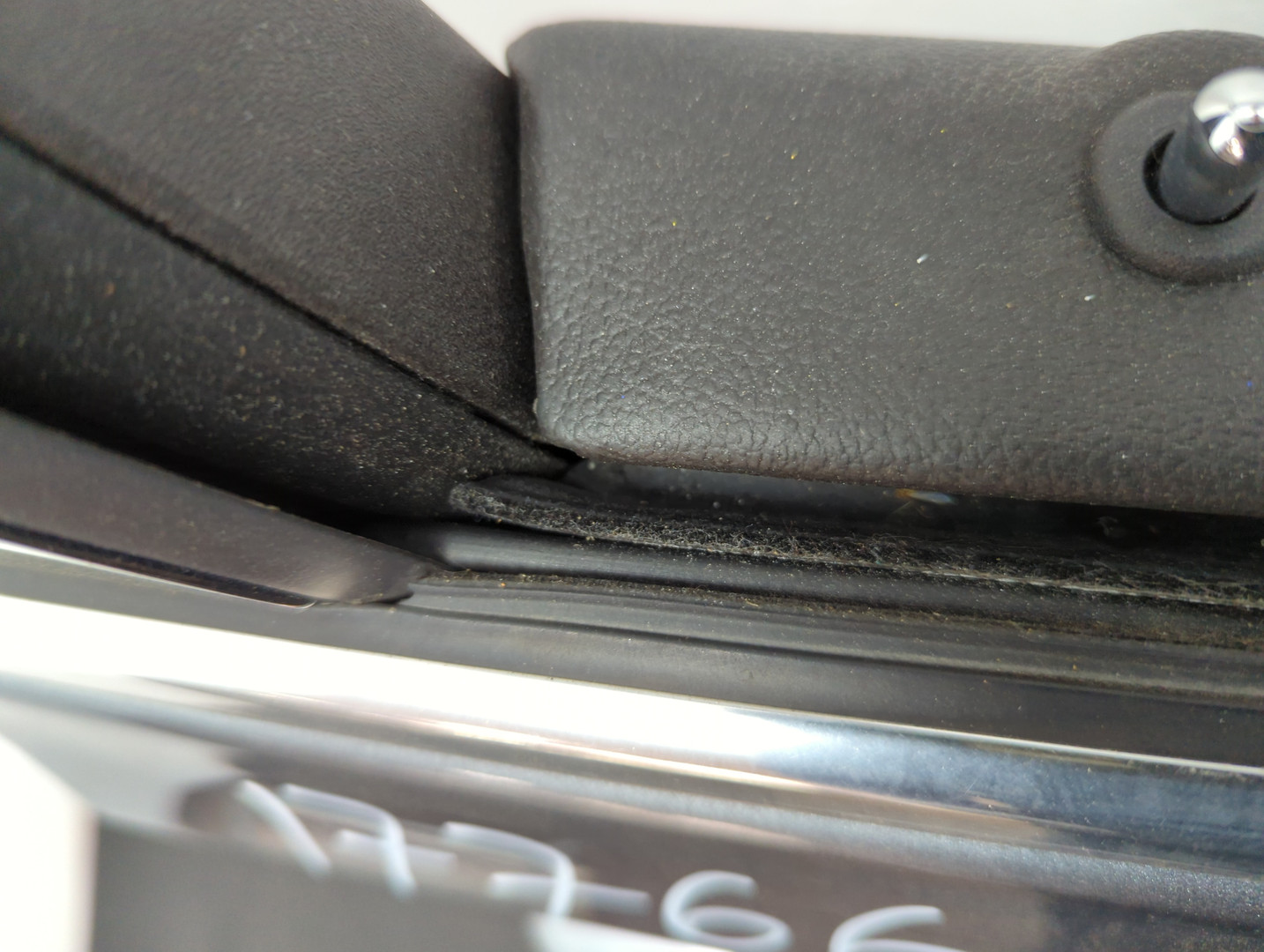 Дверь передняя правая