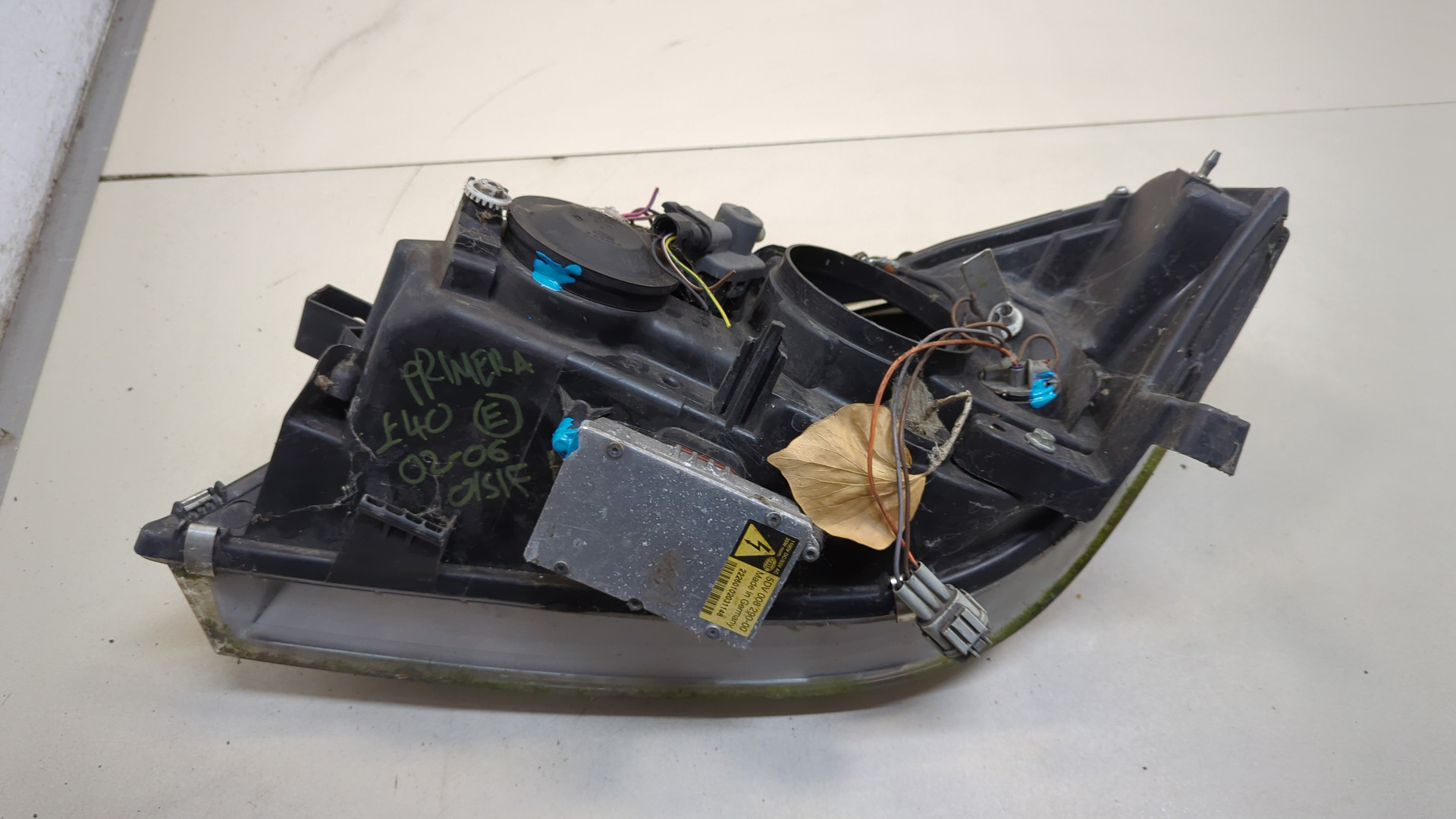 Фара правая