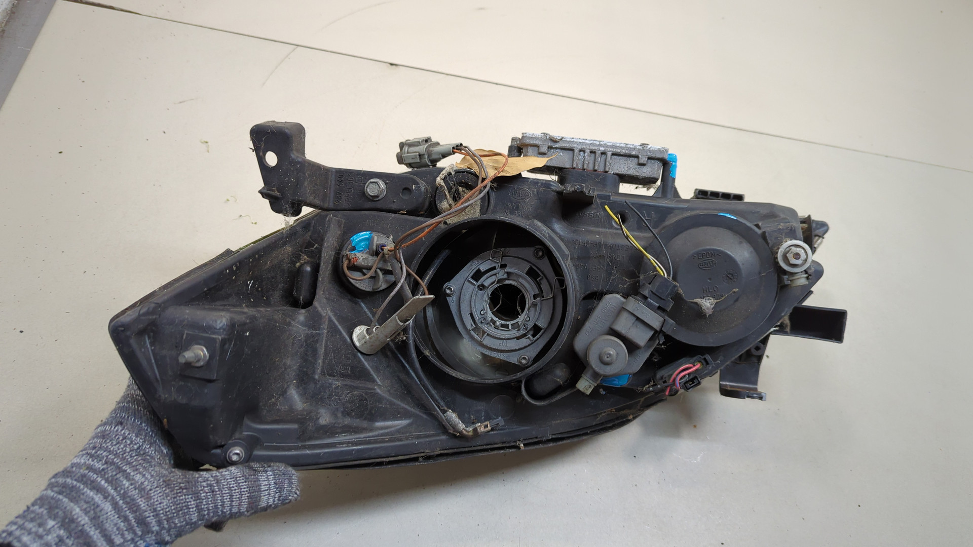 Фара правая