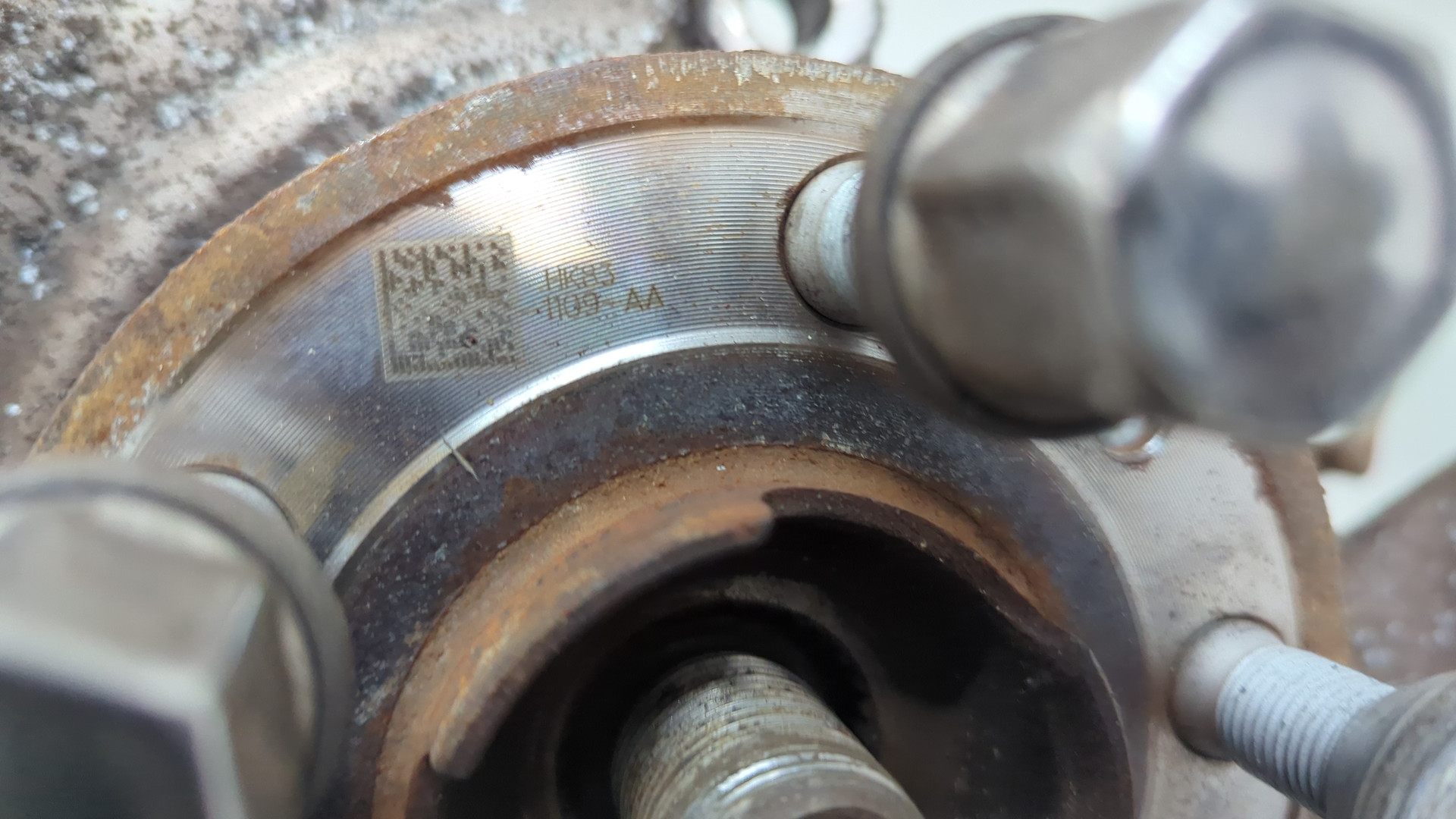 Кулак поворотный задний правый