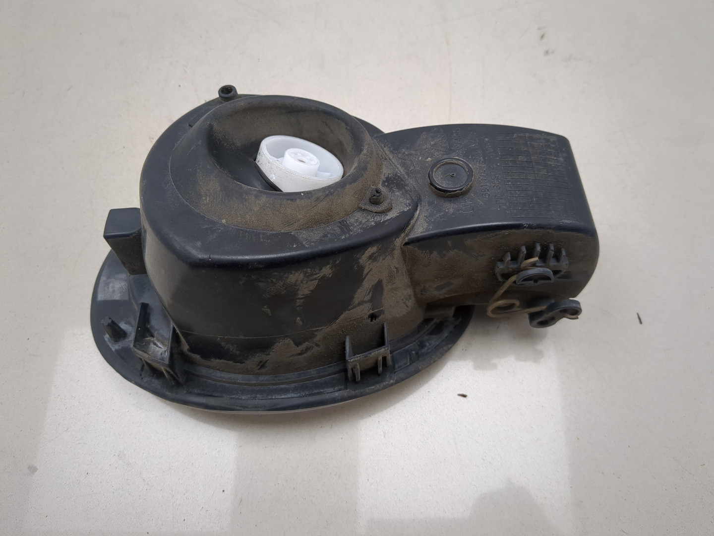 Лючок бензобака