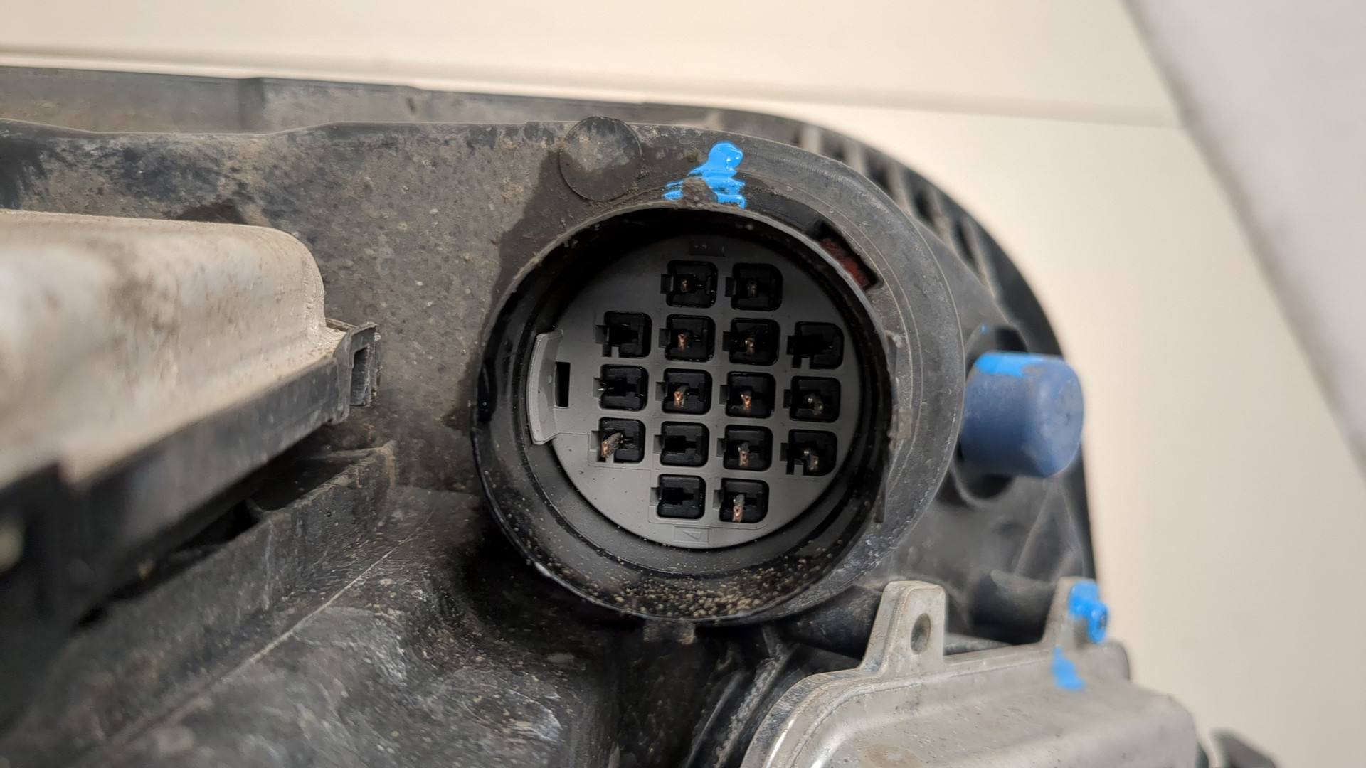 Фара правая