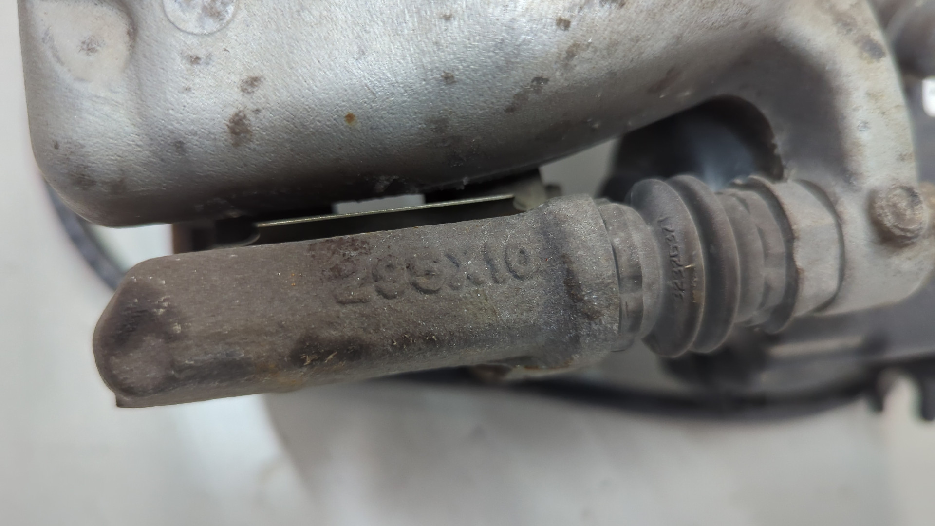 Суппорт задний правый