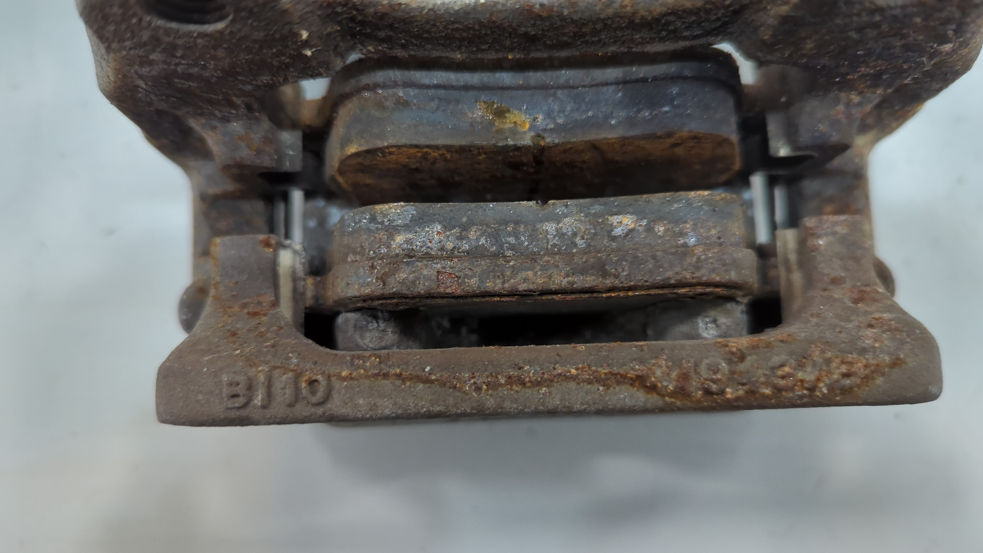 Суппорт задний правый