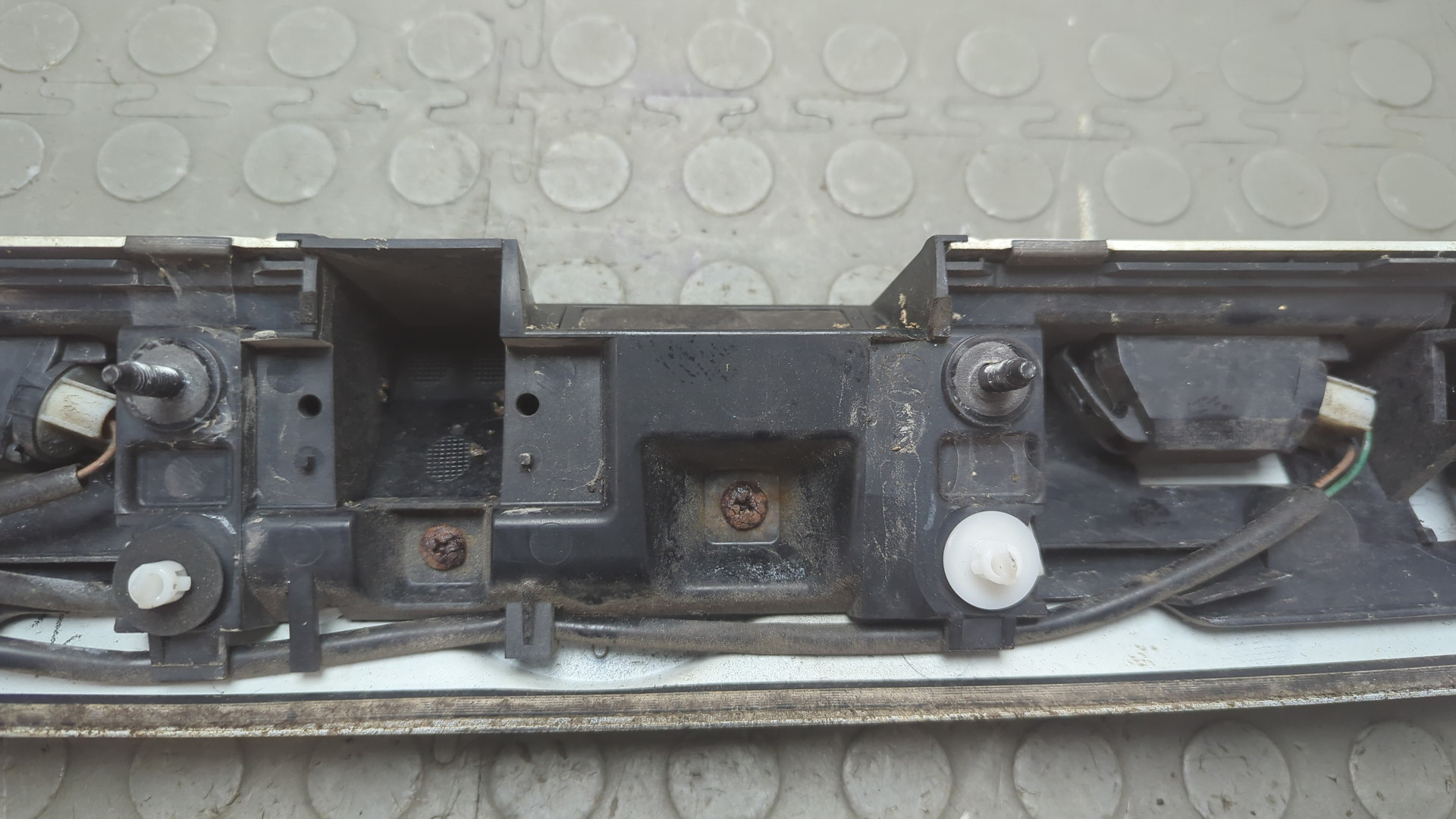 Накладка (кузов наружные)