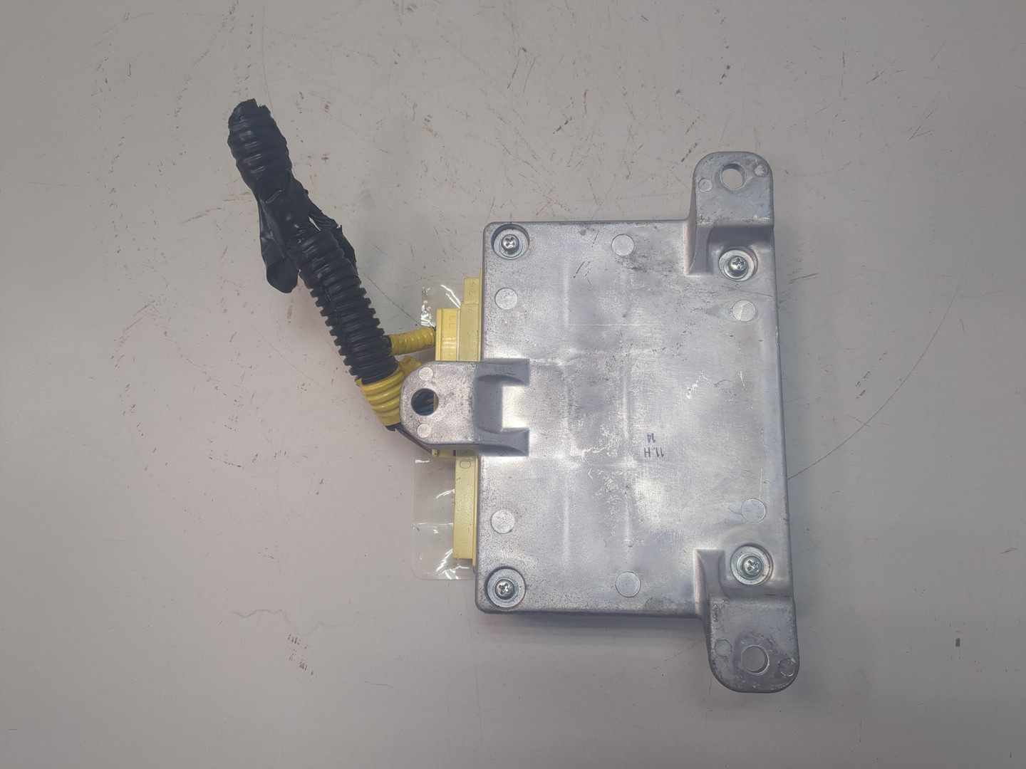 Блок управления подушек безопасности (AIR BAG)