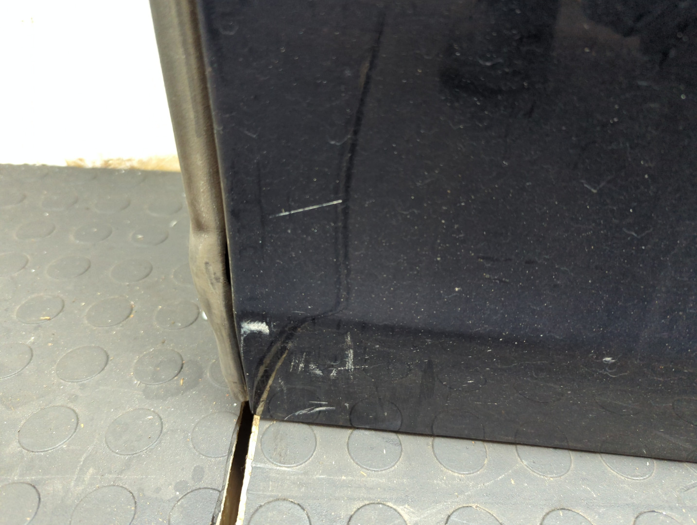 Дверь передняя левая