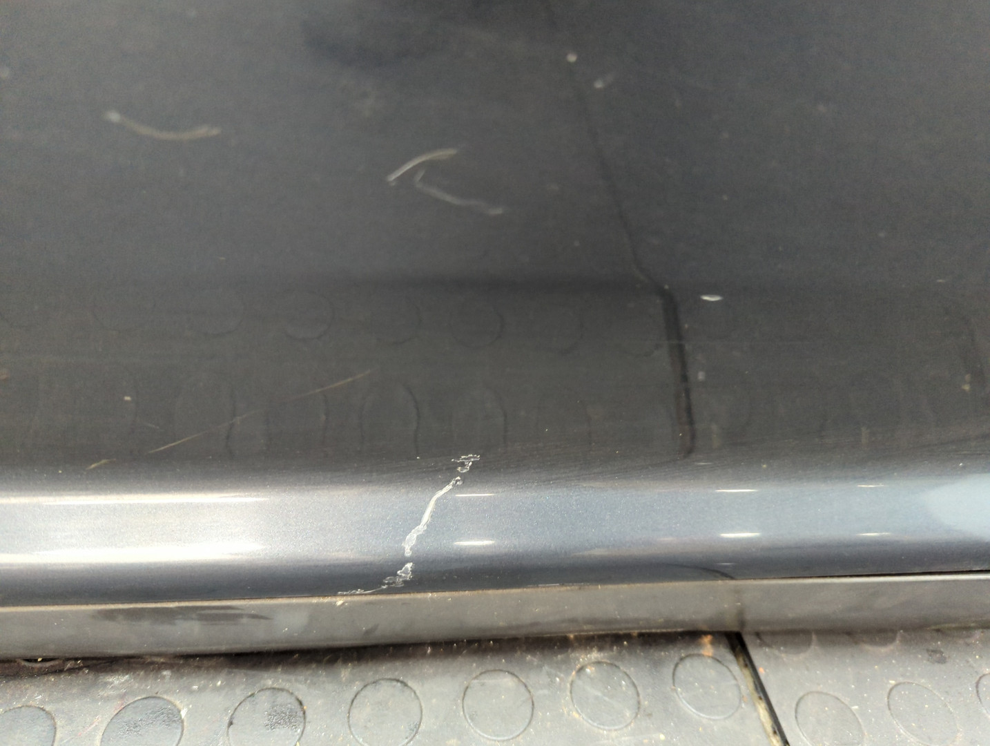 Дверь передняя левая