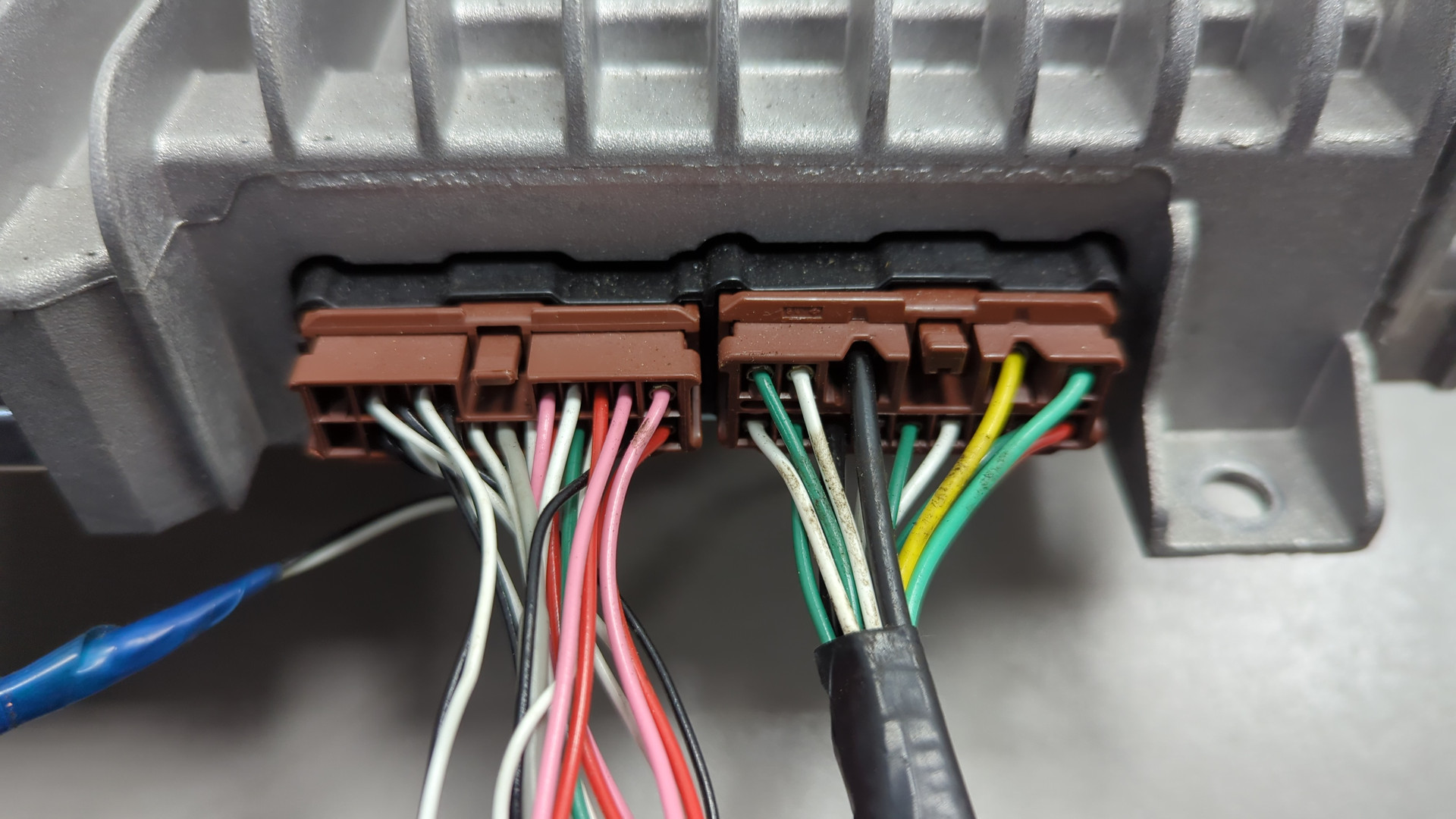 Усилитель акустической системы