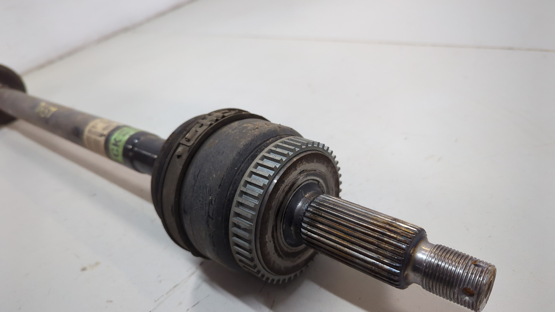 Полуось задняя правая