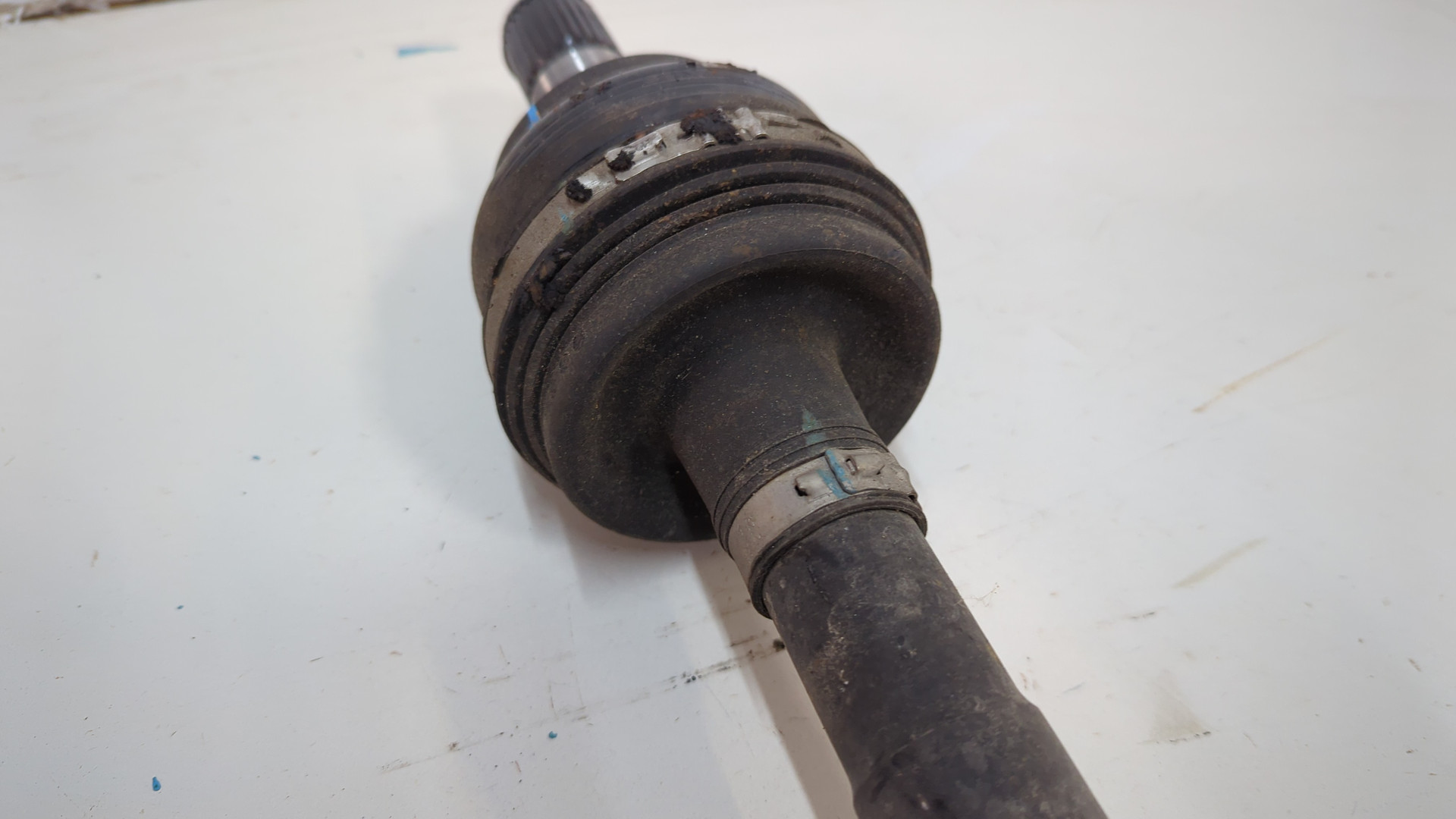 Полуось задняя правая