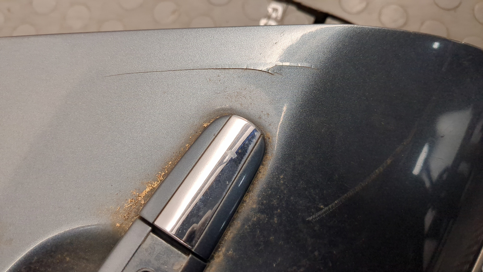 Дверь задняя правая