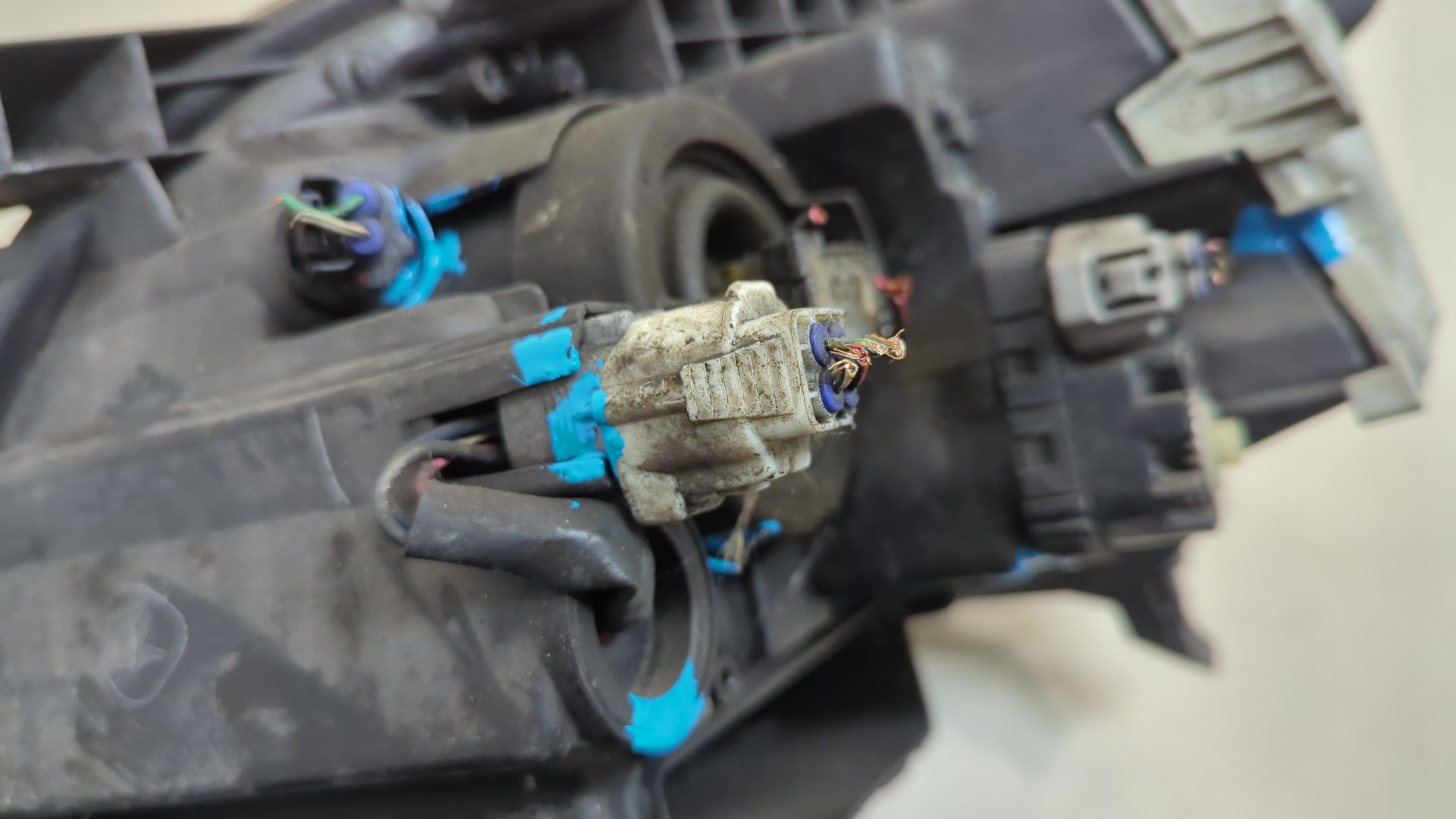 Фара правая