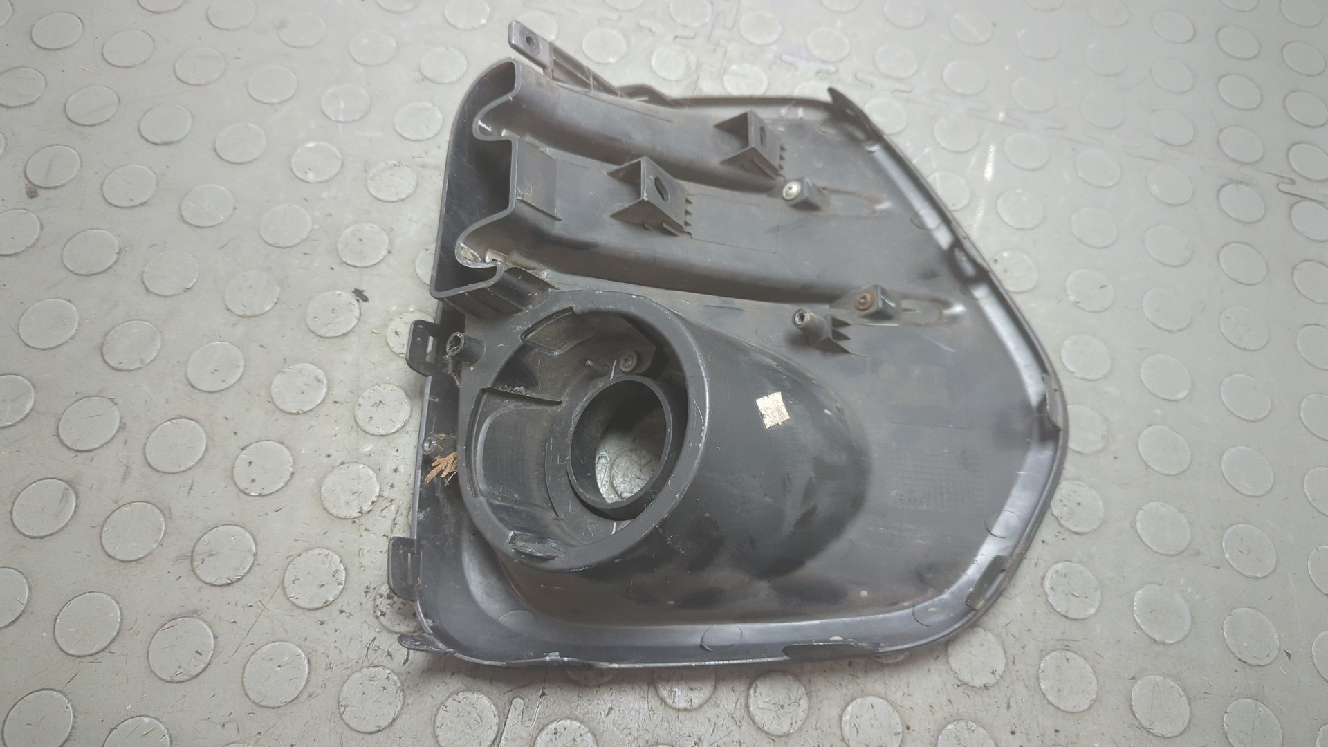 Решетка в бампер правая