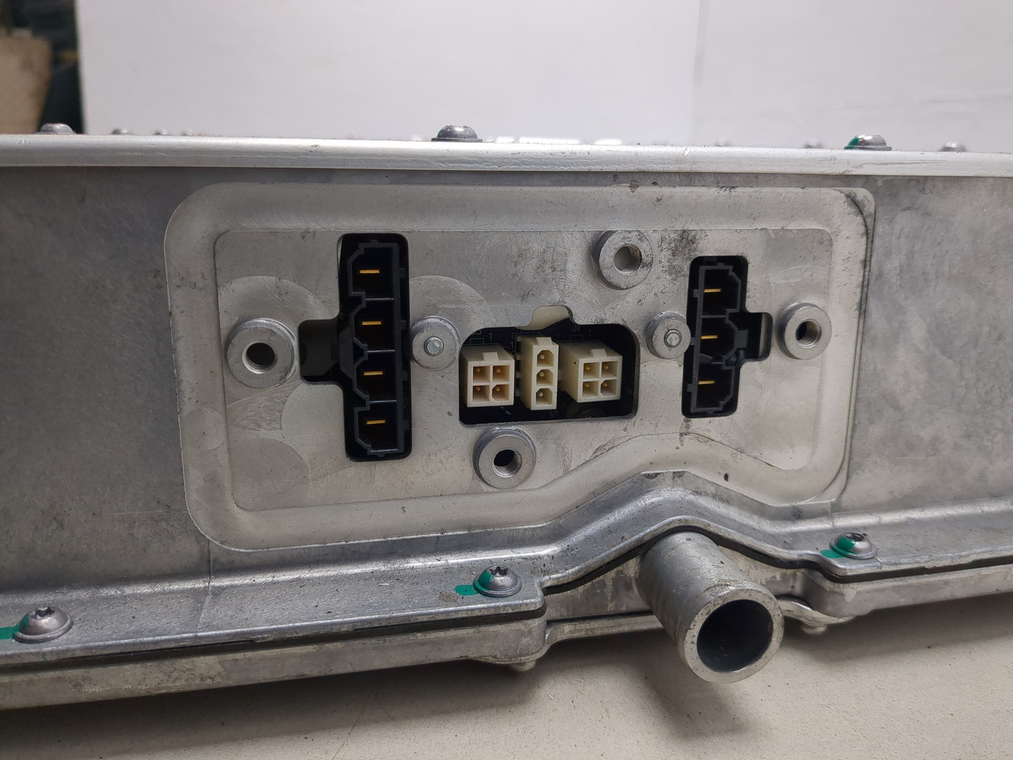 Преобразователь напряжения (адаптер)