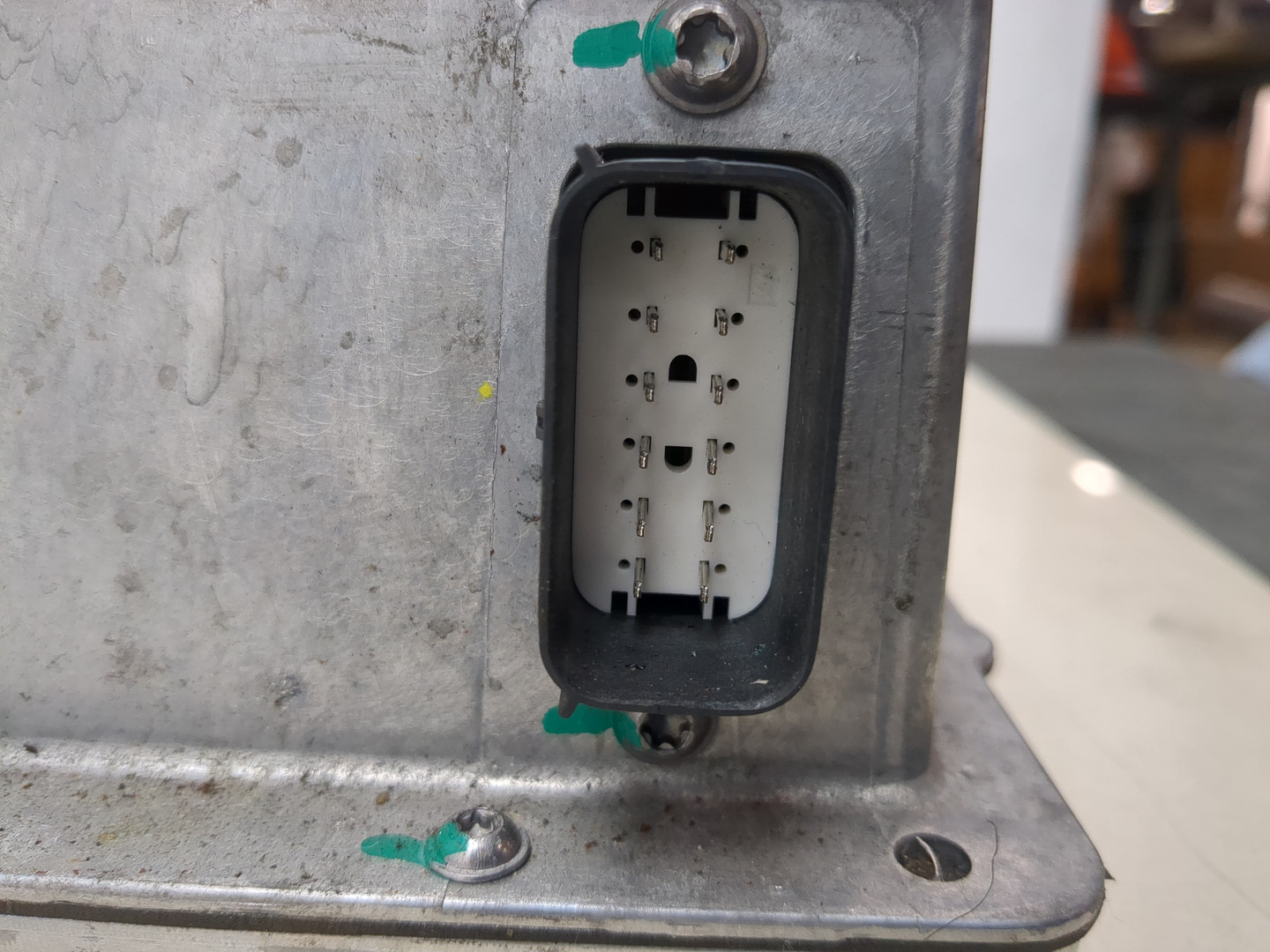 Преобразователь напряжения (адаптер)