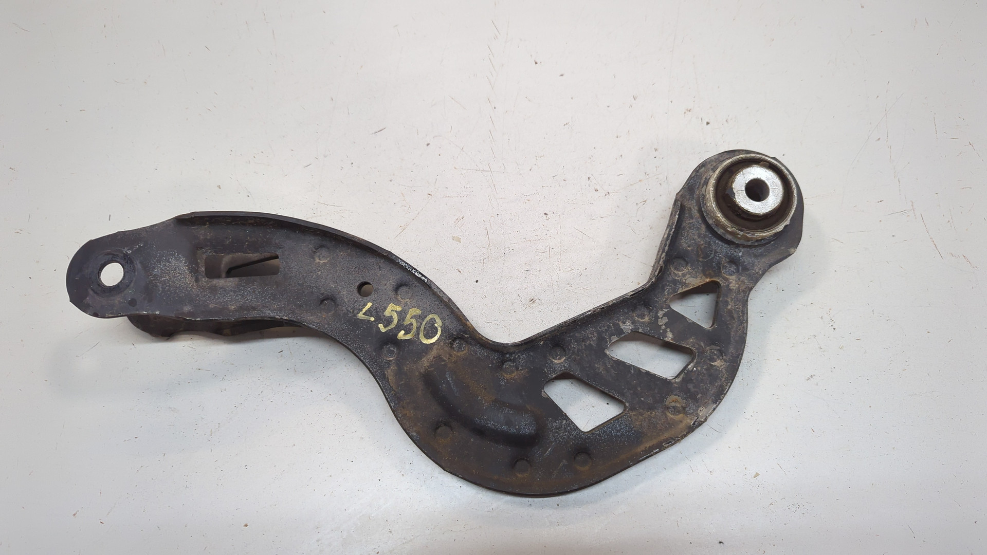 Рычаг задний