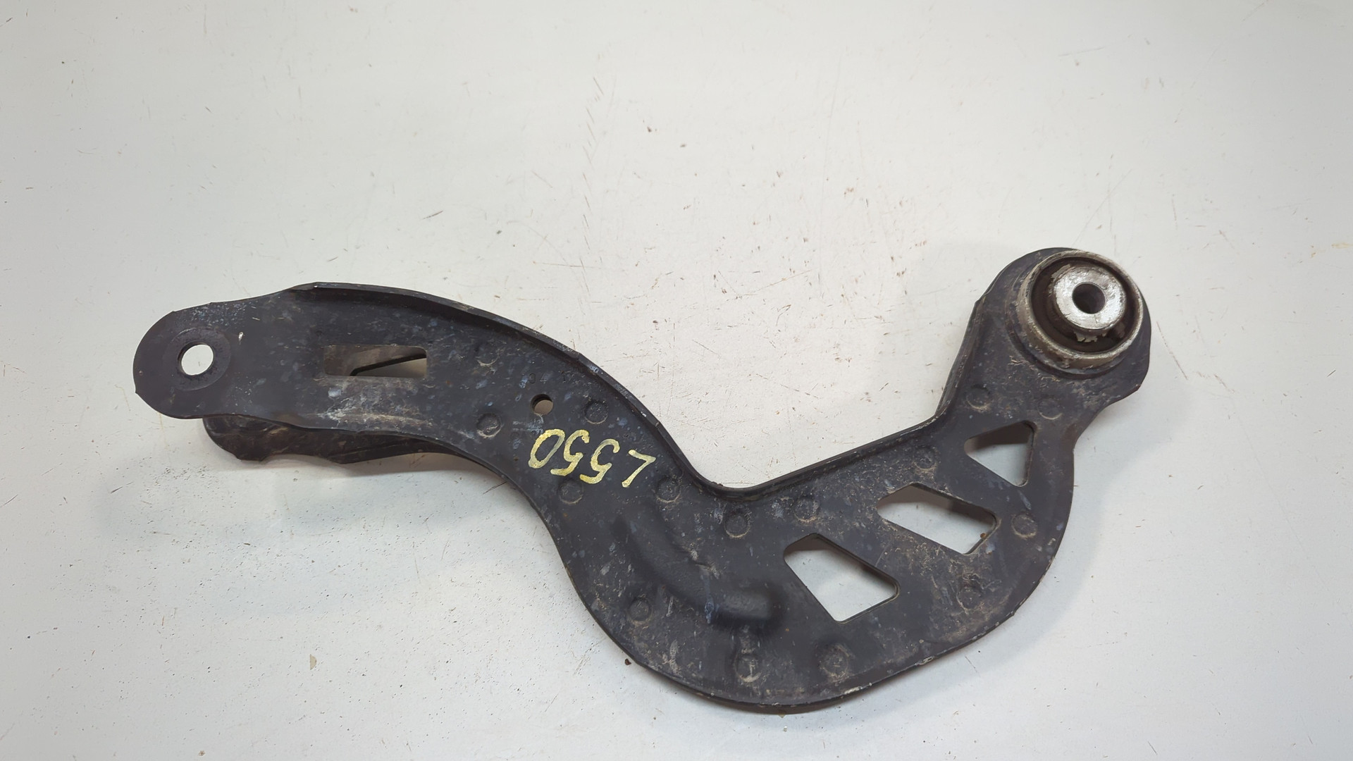 Рычаг задний