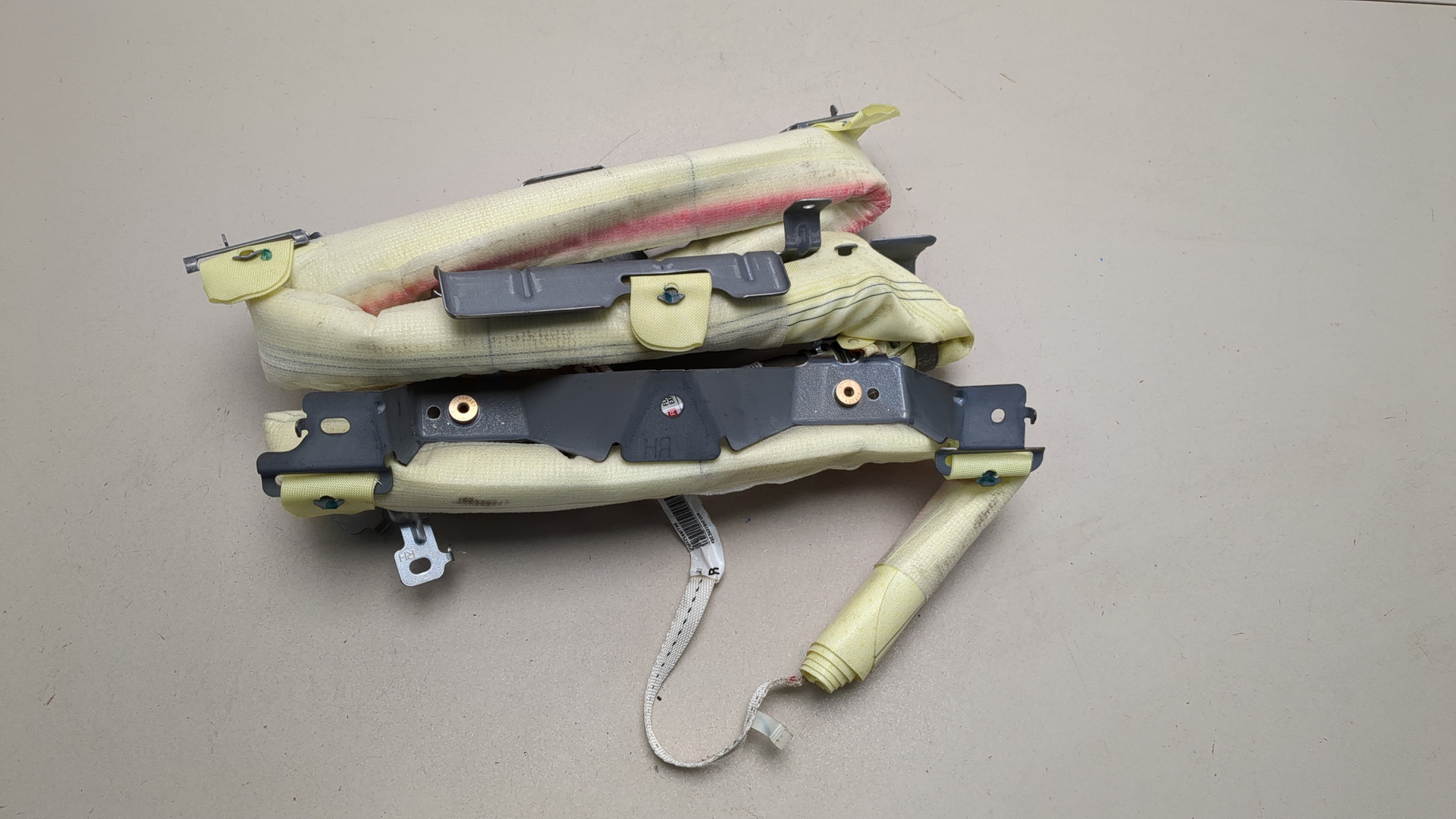 Подушка безопасности боковая (шторка)