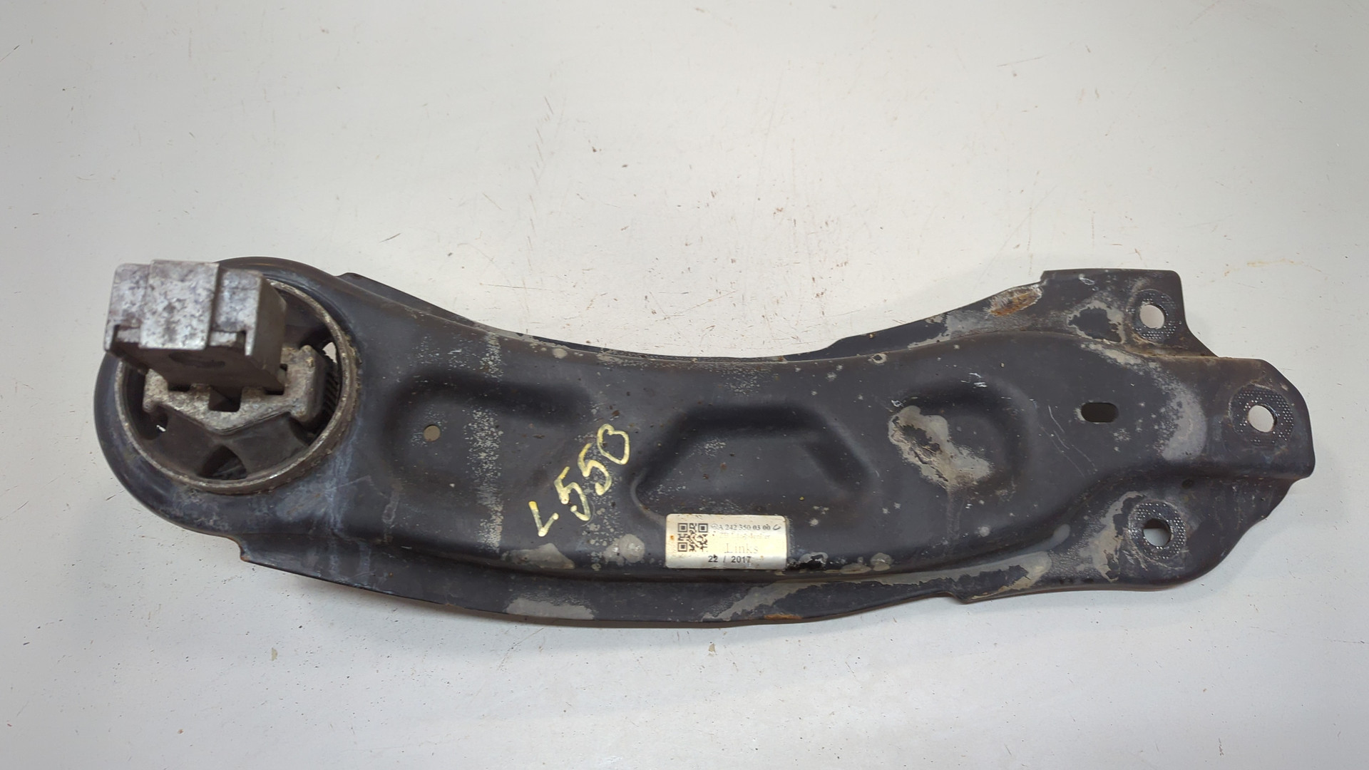 Рычаг задний левый