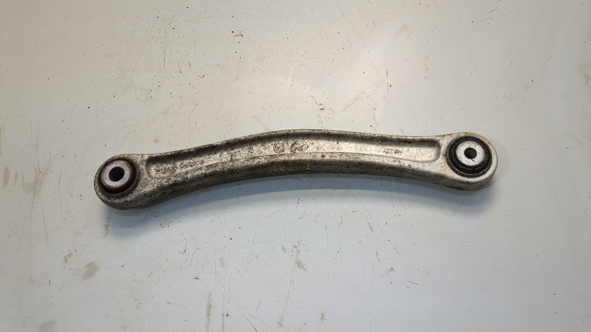 Рычаг задний