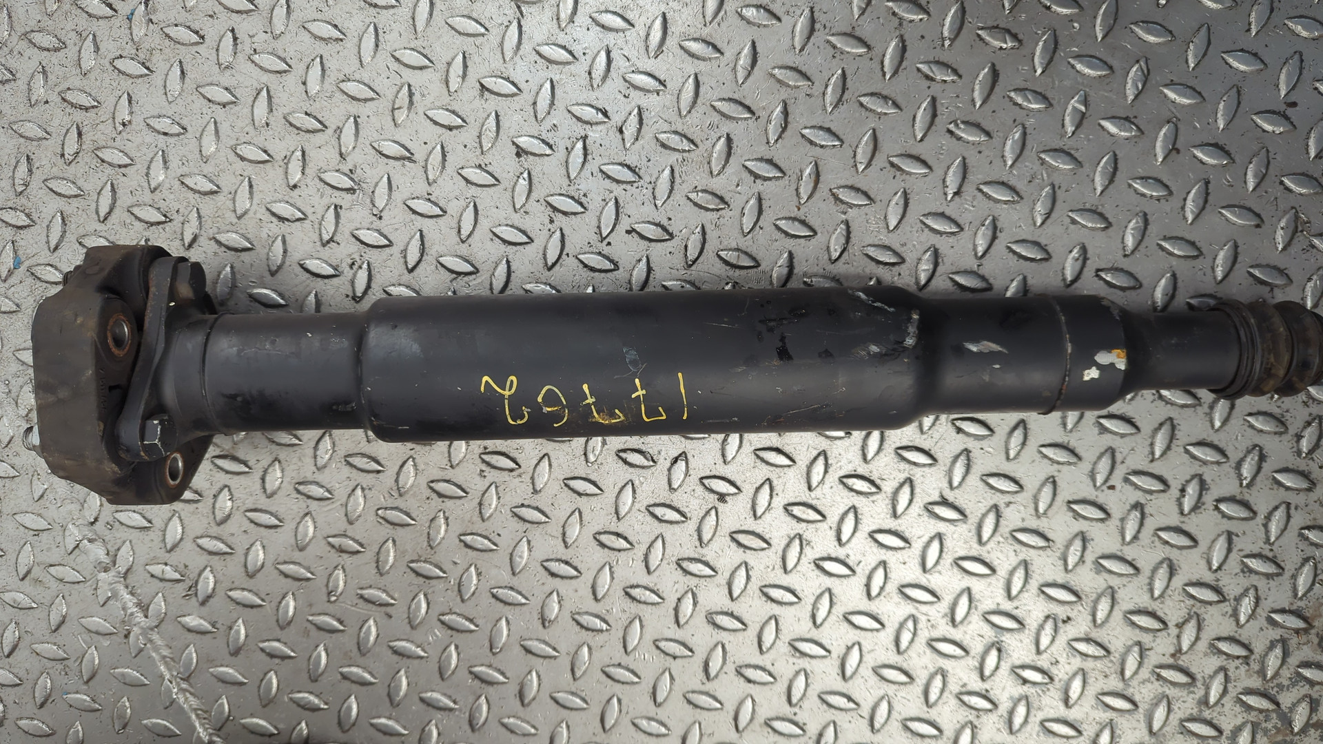 Вал карданный задний