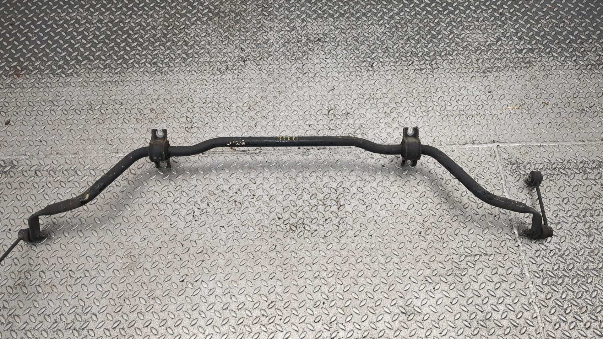 Стабилизатор задний