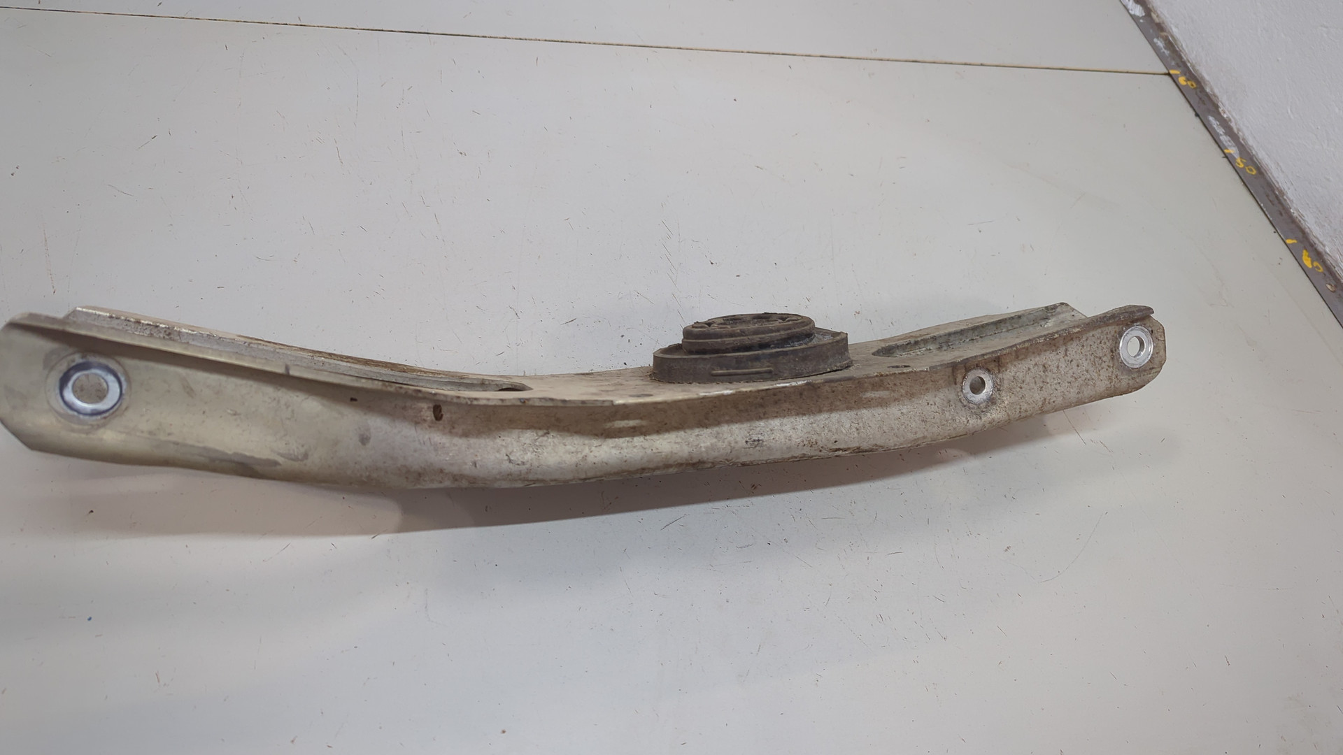 Рычаг задний