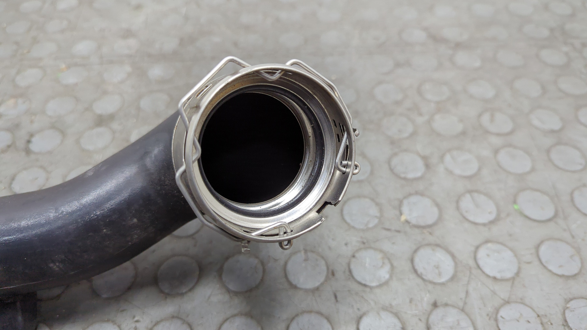 Патрубок интеркулера