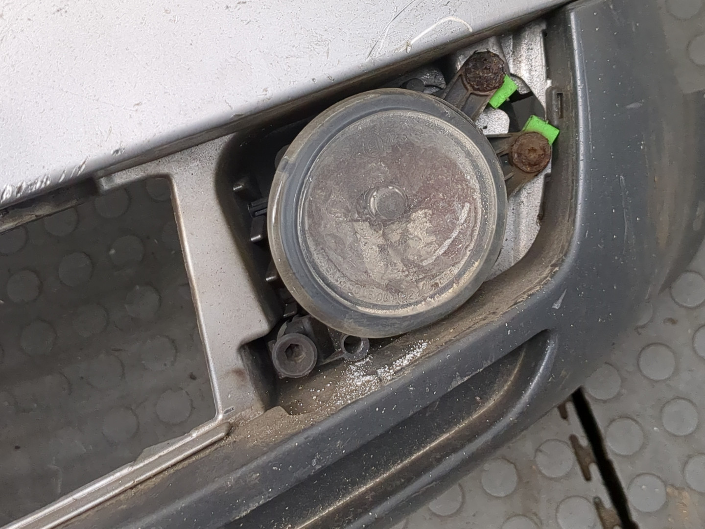 Бампер передний