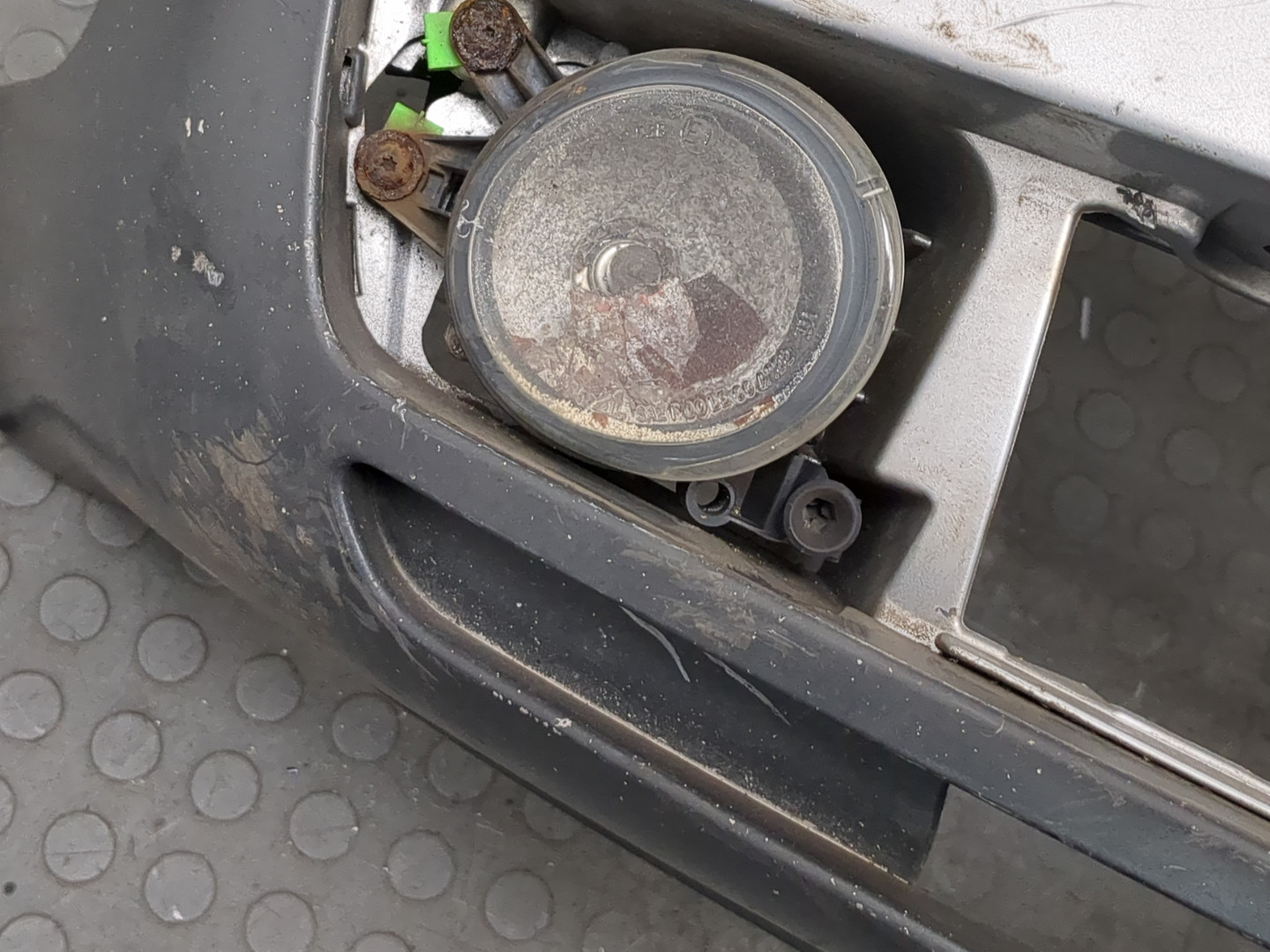 Бампер передний