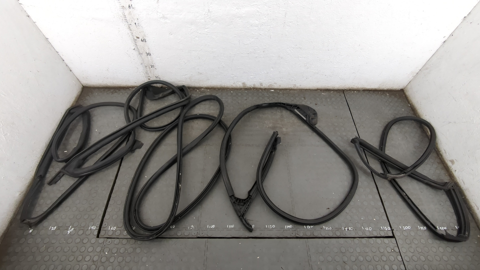 Уплотнитель (наружный)